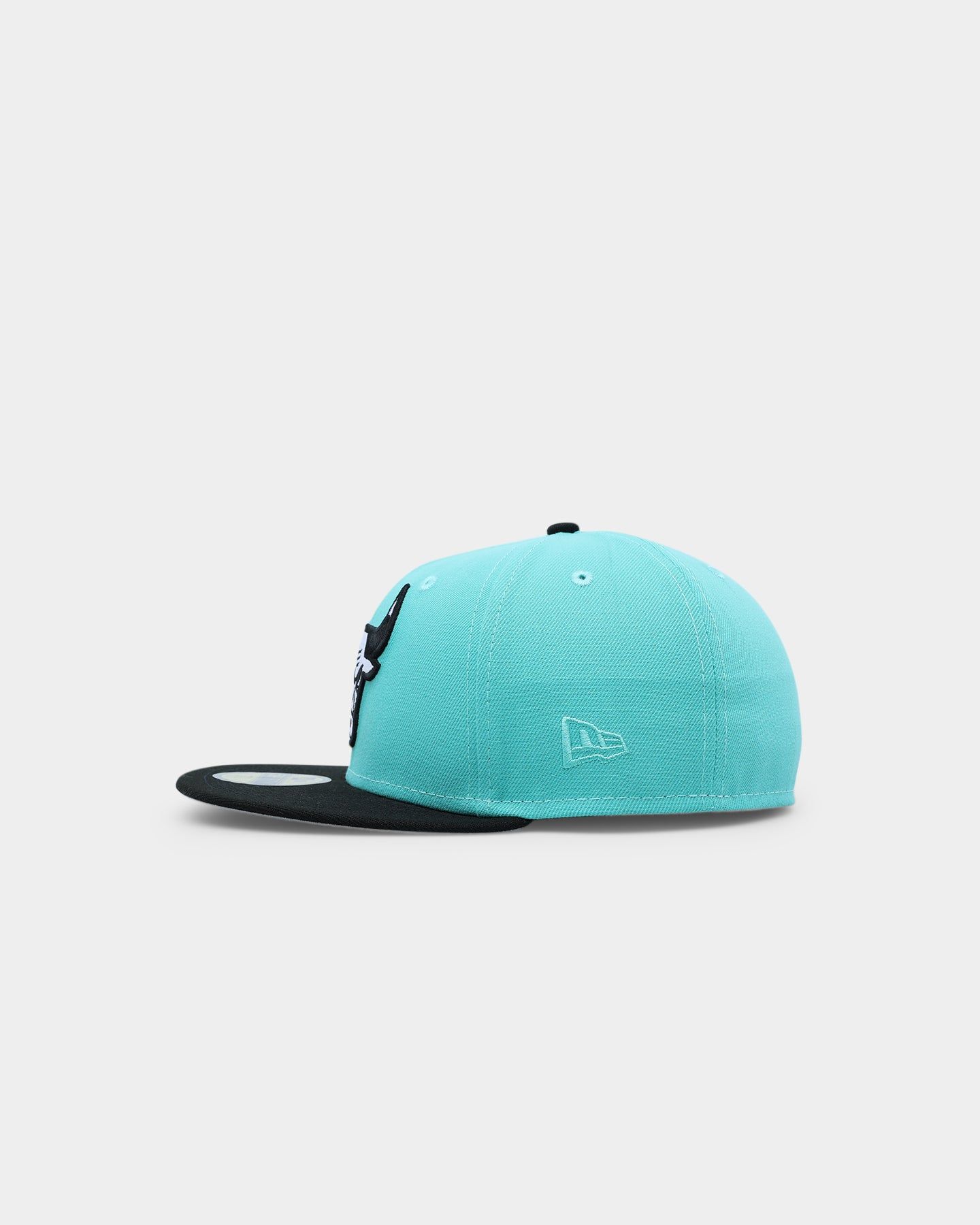New Era Chicago Bulls 'Cool Mint' 2-Tone 59FIFTY Fitted Mint/Black sold by Culture Kings product image thumbnail 4