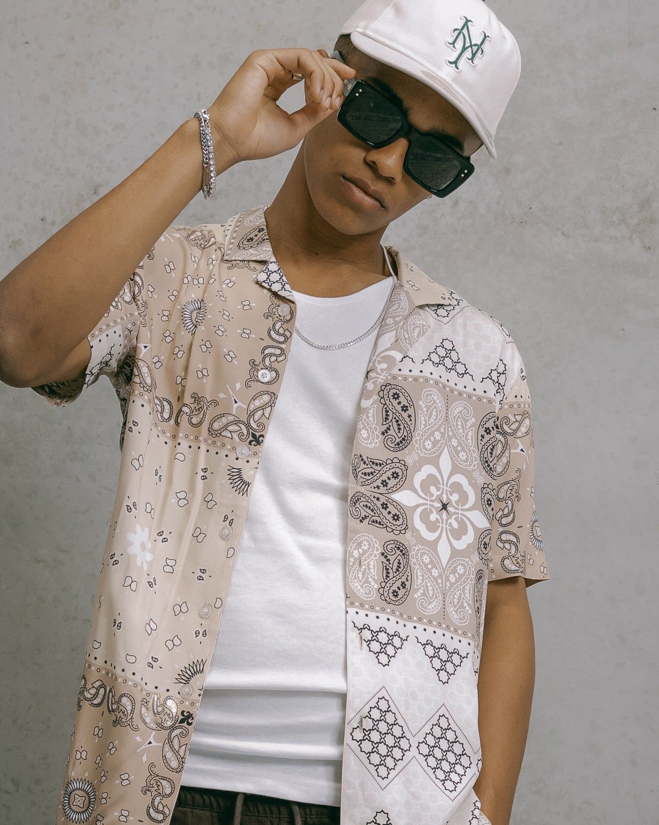 Carré Bandana Ultra Button Up Shirt Stone sold by Culture Kings product image thumbnail 2