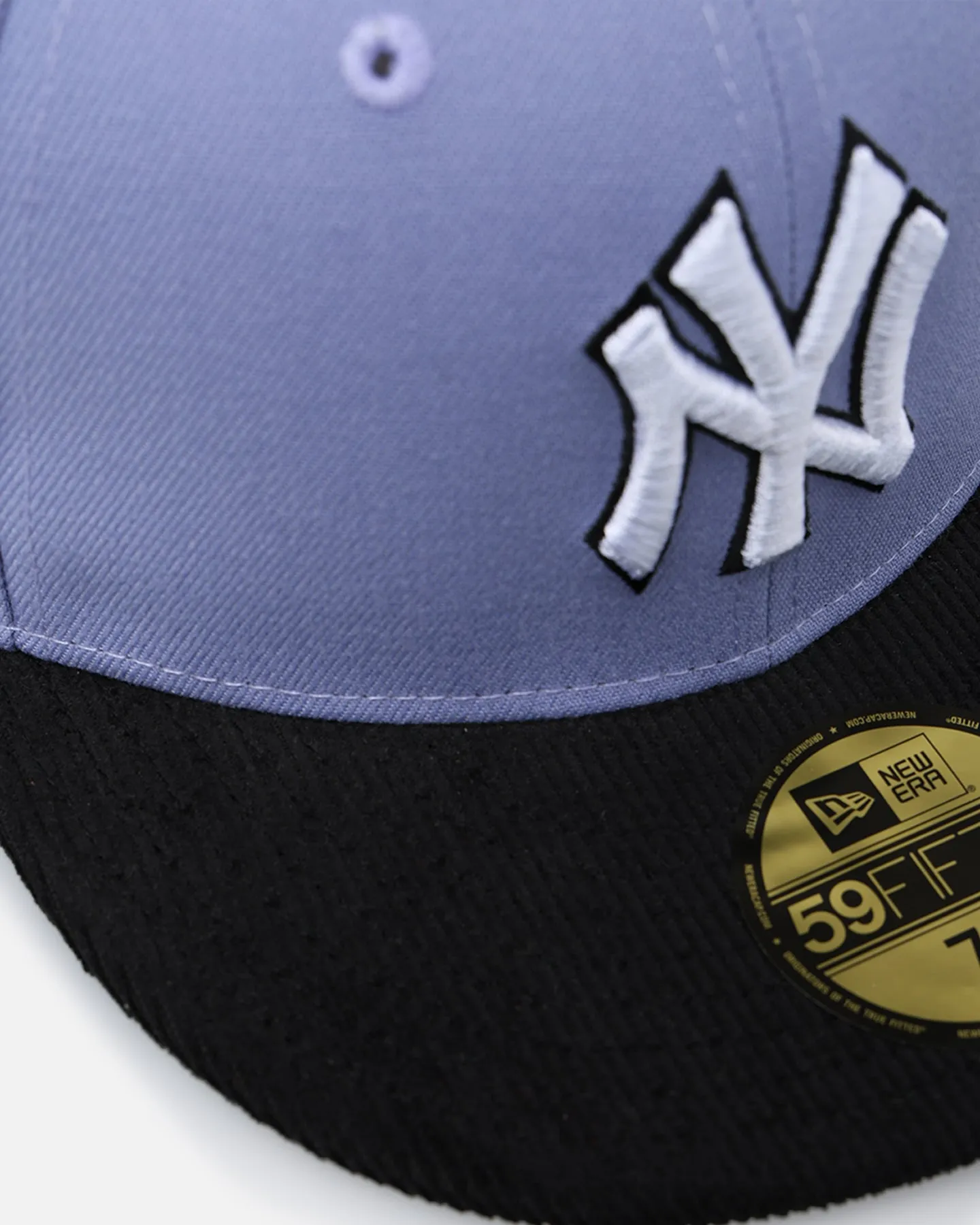 New Era New York Yankees 59FIFTY Fitted Lavender/Black sold by Culture Kings product image thumbnail 2