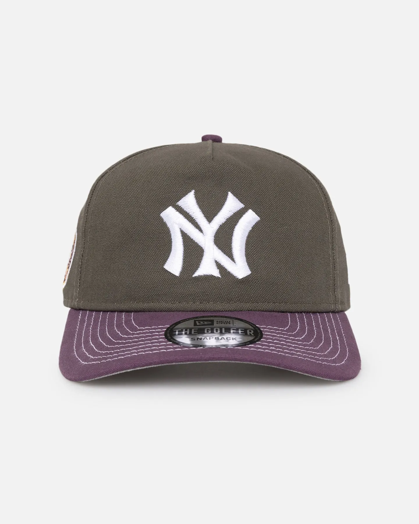 New Era New York Yankees 'Contrast Visor' Pre-Curved Golfer Snapback Moss/Plum sold by Culture Kings