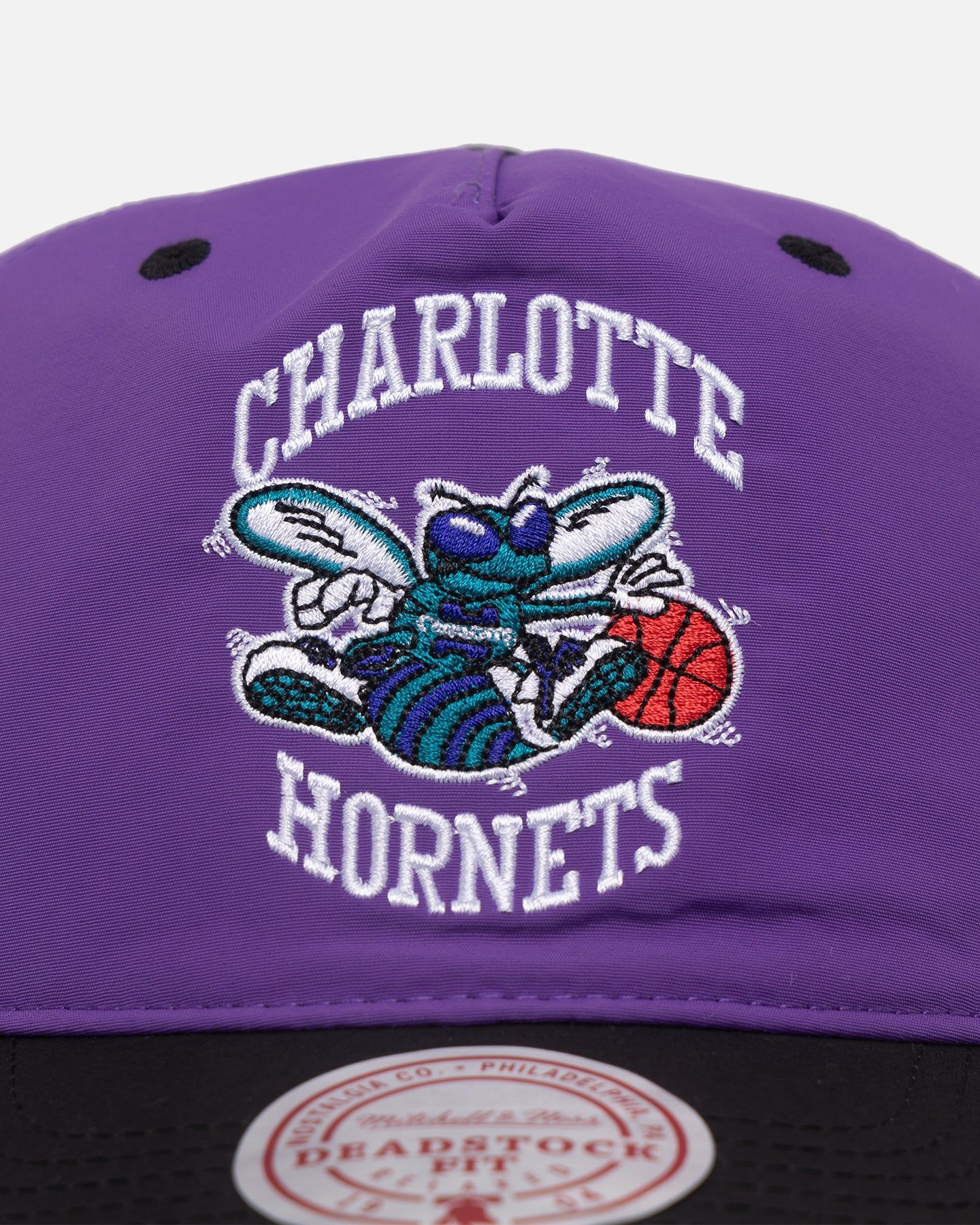 Mitchell & Ness Charlotte Hornets Nylon Deadstock 2-Tone Snapback Neon Purple/Black sold by Culture Kings product image thumbnail 5