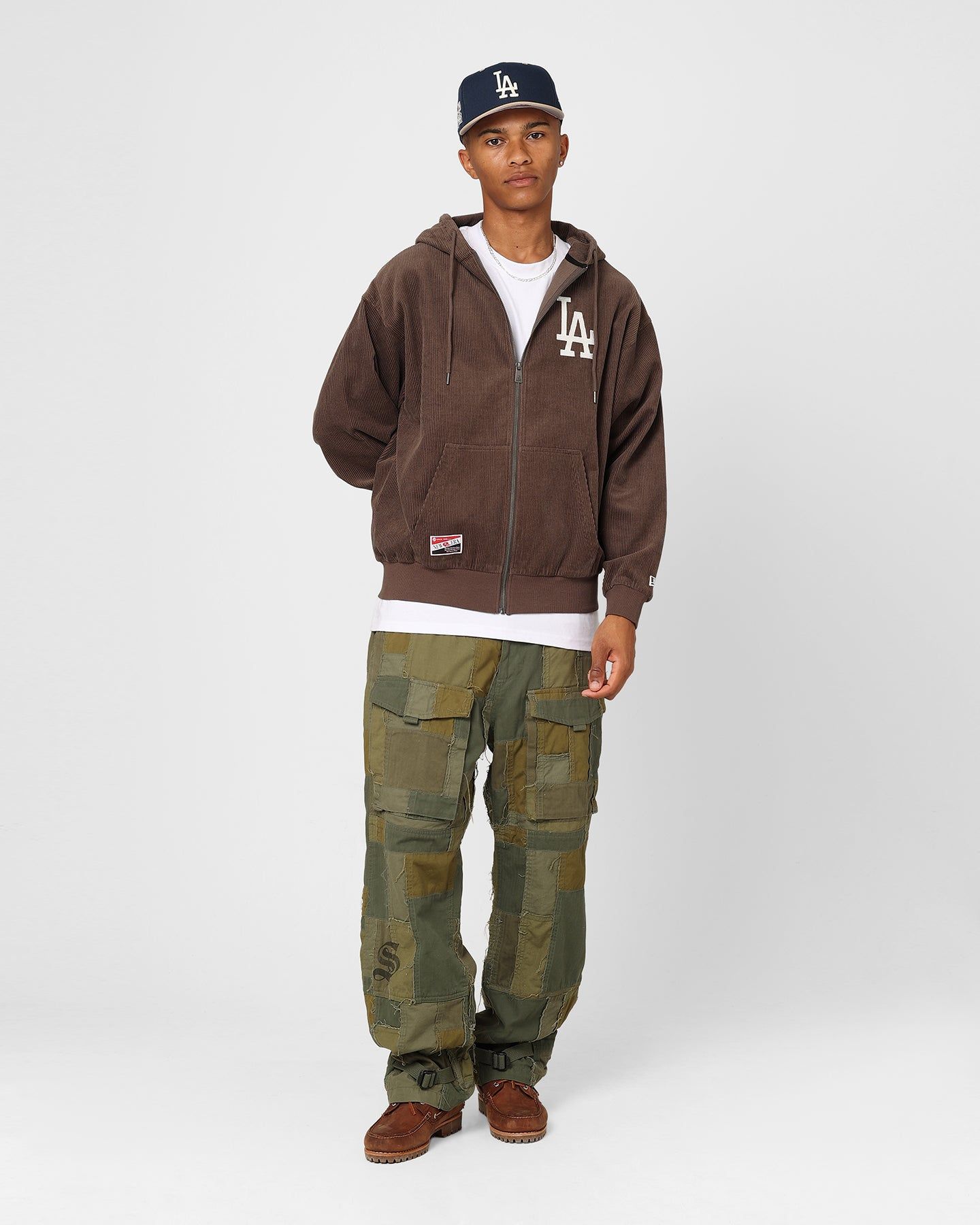 New Era Los Angeles Oversized Zip Hoodie Moss sold by Culture Kings product image thumbnail 2