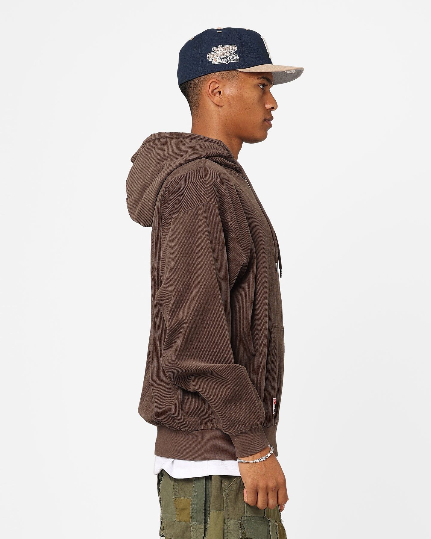 New Era Los Angeles Oversized Zip Hoodie Moss sold by Culture Kings product image thumbnail 5