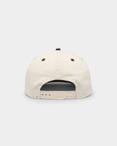 New Era New York Giants '1950s World Series Through The Decades' Golfer Snapback Chrome White sold by Culture Kings