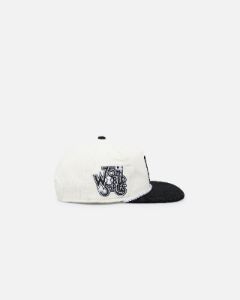 New Era Los Angeles Dodgers '2-Tone Corduroy' Golfer Snapback Chrome/Black sold by Culture Kings