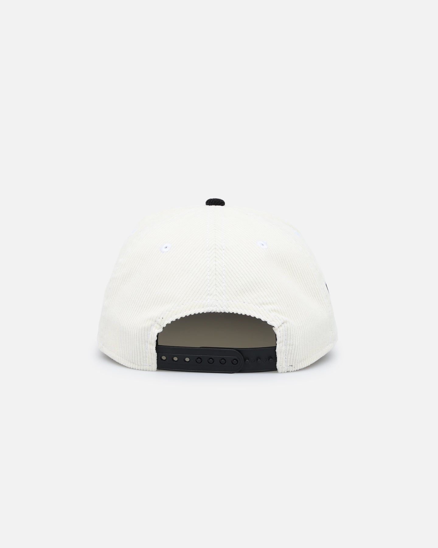 New Era Los Angeles Dodgers '2-Tone Corduroy' Golfer Snapback Chrome/Black sold by Culture Kings product image thumbnail 2