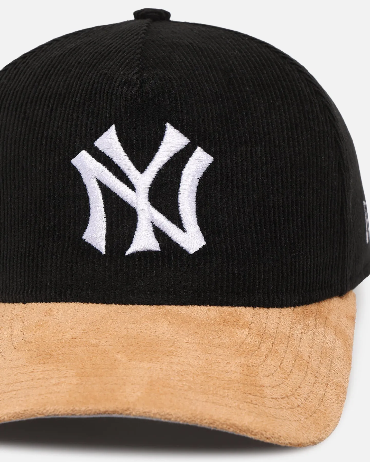 New Era New York Yankees 'Corduroy Suede' Pre-Curved Golfer Snapback Washed Black sold by Culture Kings product image thumbnail 2