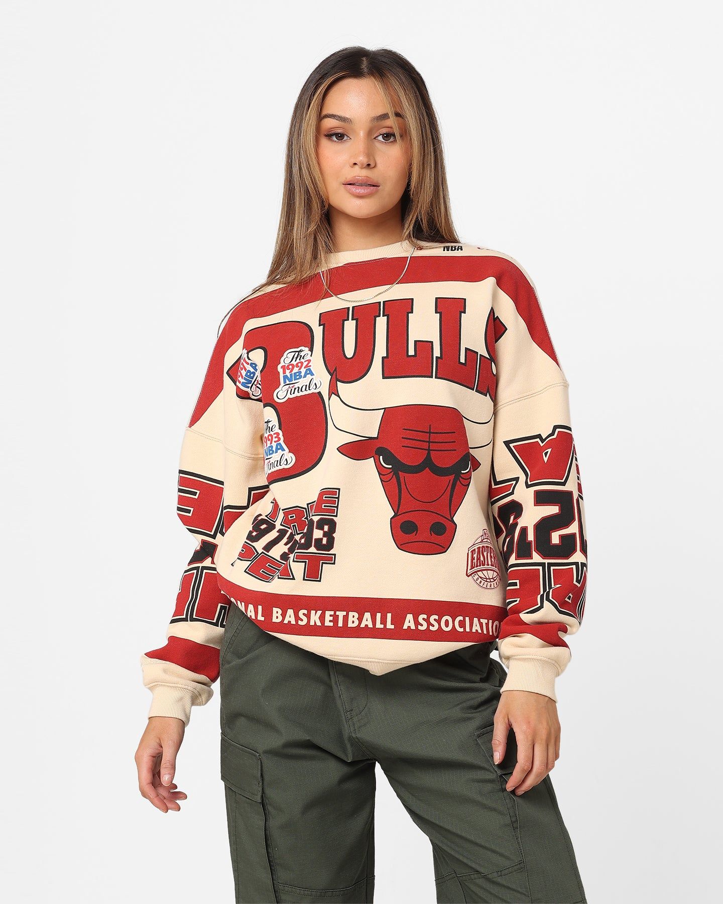 Mitchell & Ness Women's Chicago Bulls League Crewneck Stone/Red sold by Culture Kings