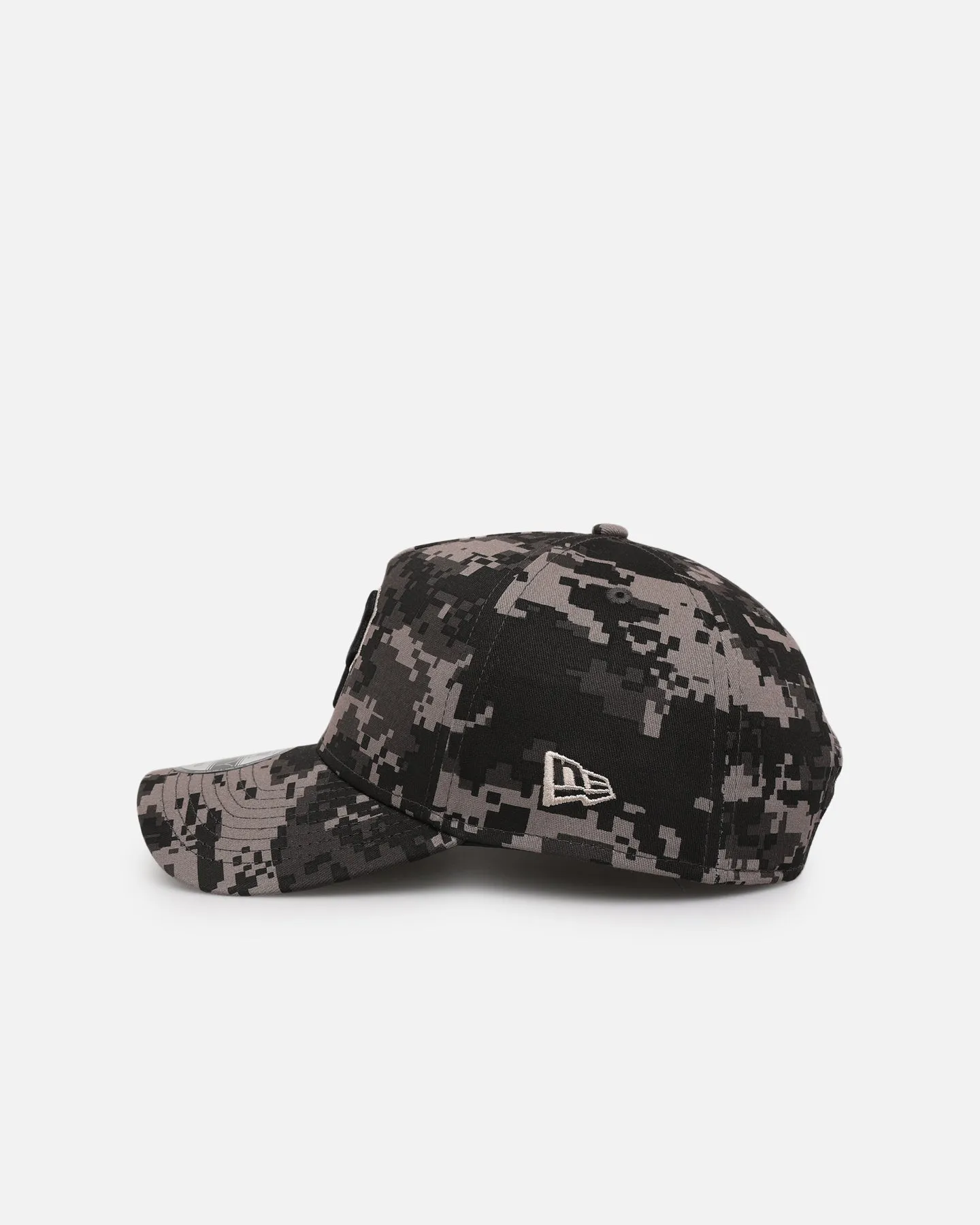 New Era Pittsburgh Pirates 'Black Digi Camo' 9FORTY A-Frame Snapback Black/Grey sold by Culture Kings product image thumbnail 4