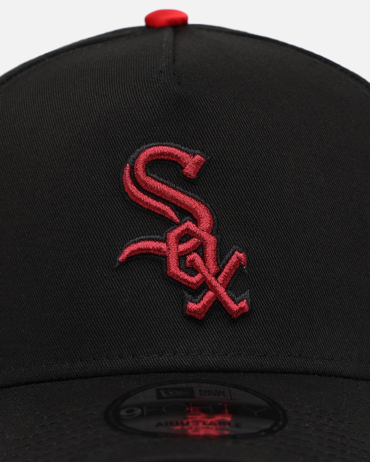 New Era Chicago White Sox 'Satin Scarlet' 9FORTY A-Frame Snapback Black/Scarlet sold by Culture Kings product image thumbnail 5