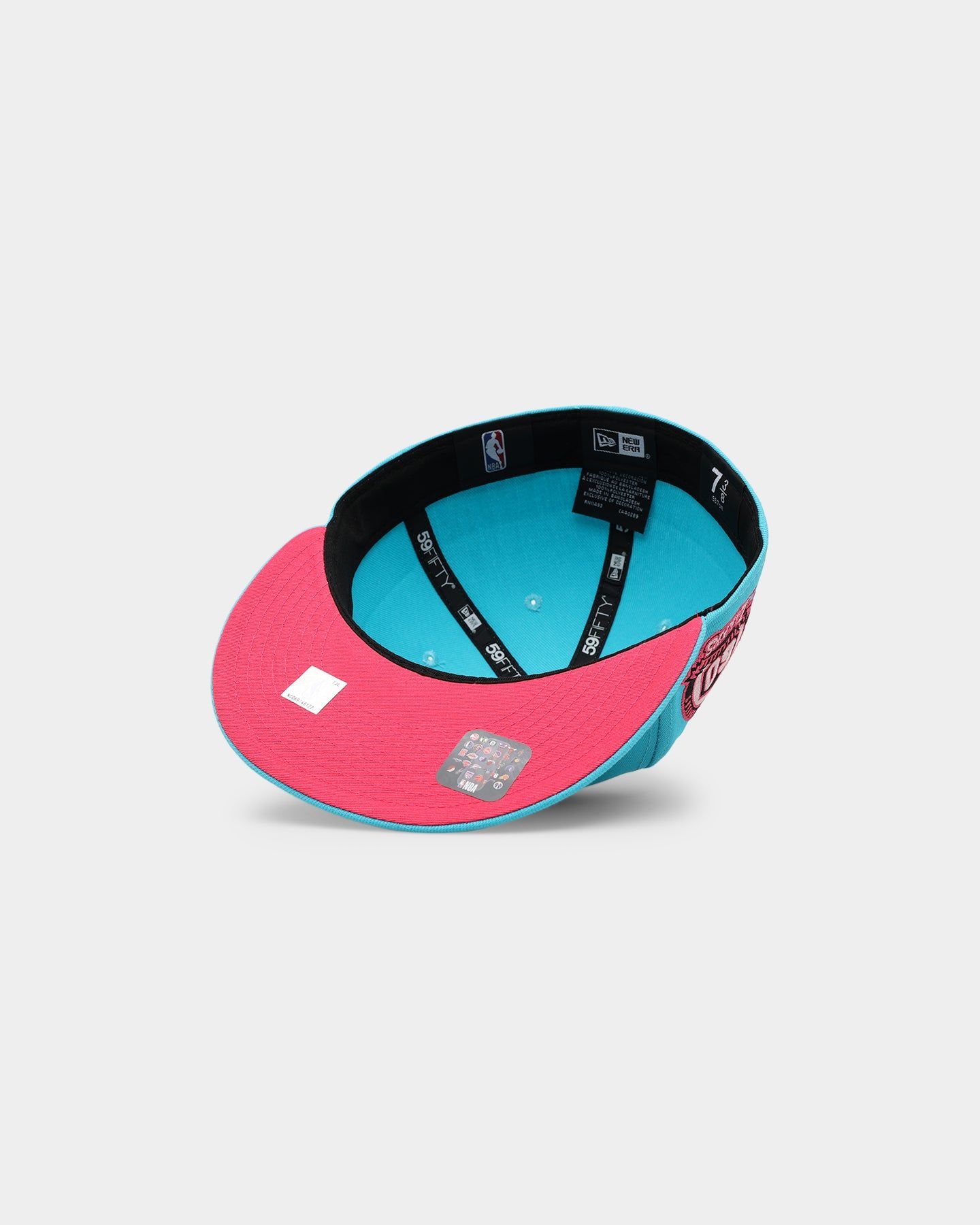 New Era Los Angeles Lakers 'Neon Vice' 59FIFTY Fitted Neon Blue sold by Culture Kings product image thumbnail 6