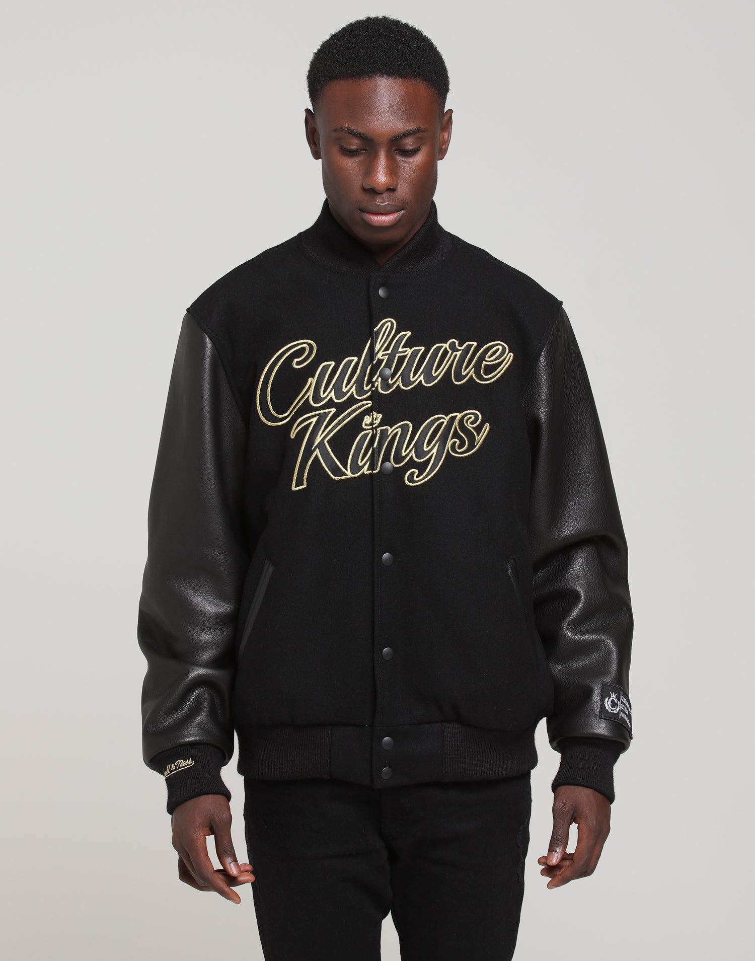 MITCHELL & NESS 10 YR ANNIVERSARY VARSITY JKT sold by Culture Kings product image thumbnail 5