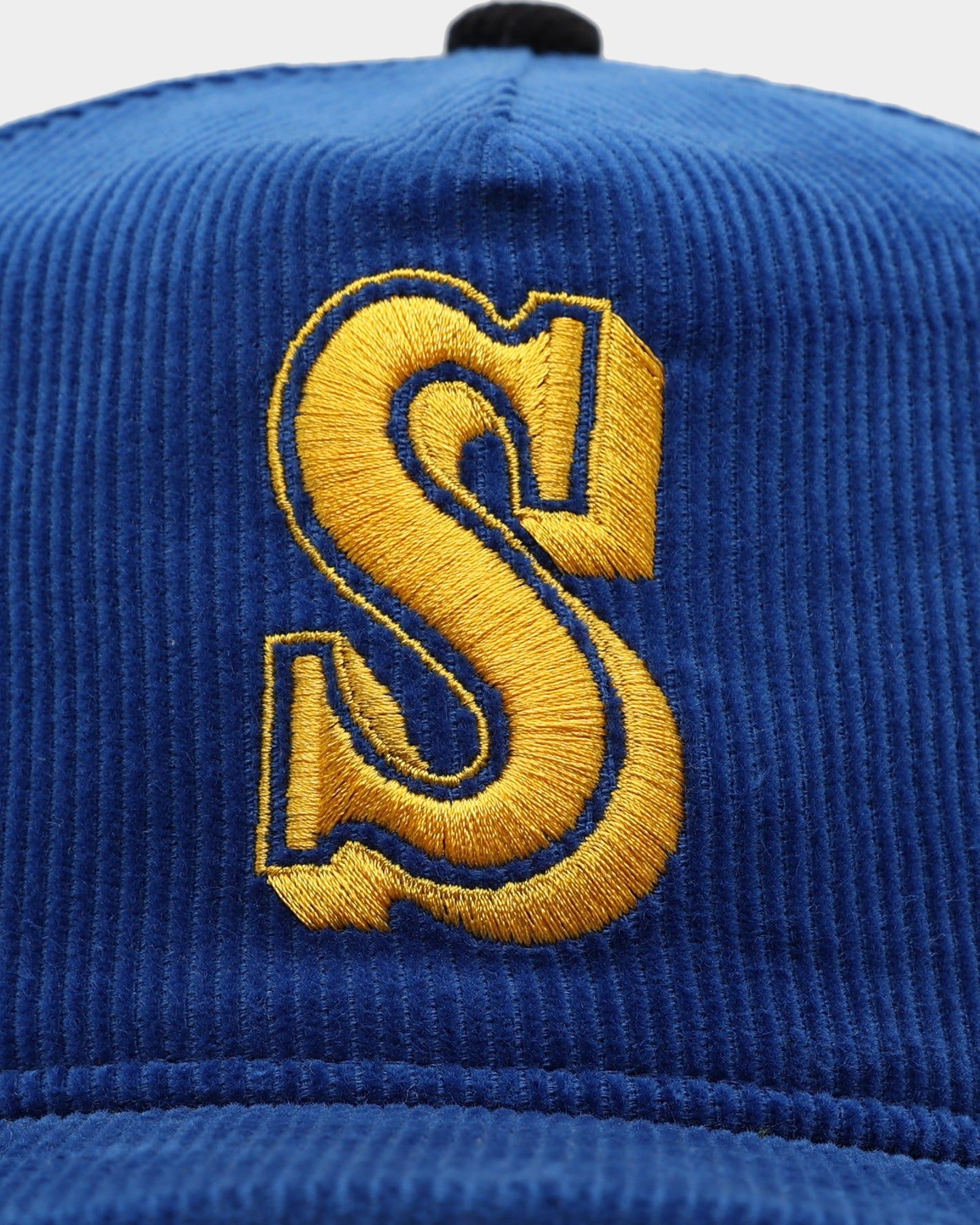 New Era Seattle Mariners 'Throwback Corduroy' Golfer Snapback Blue sold by Culture Kings product image thumbnail 5