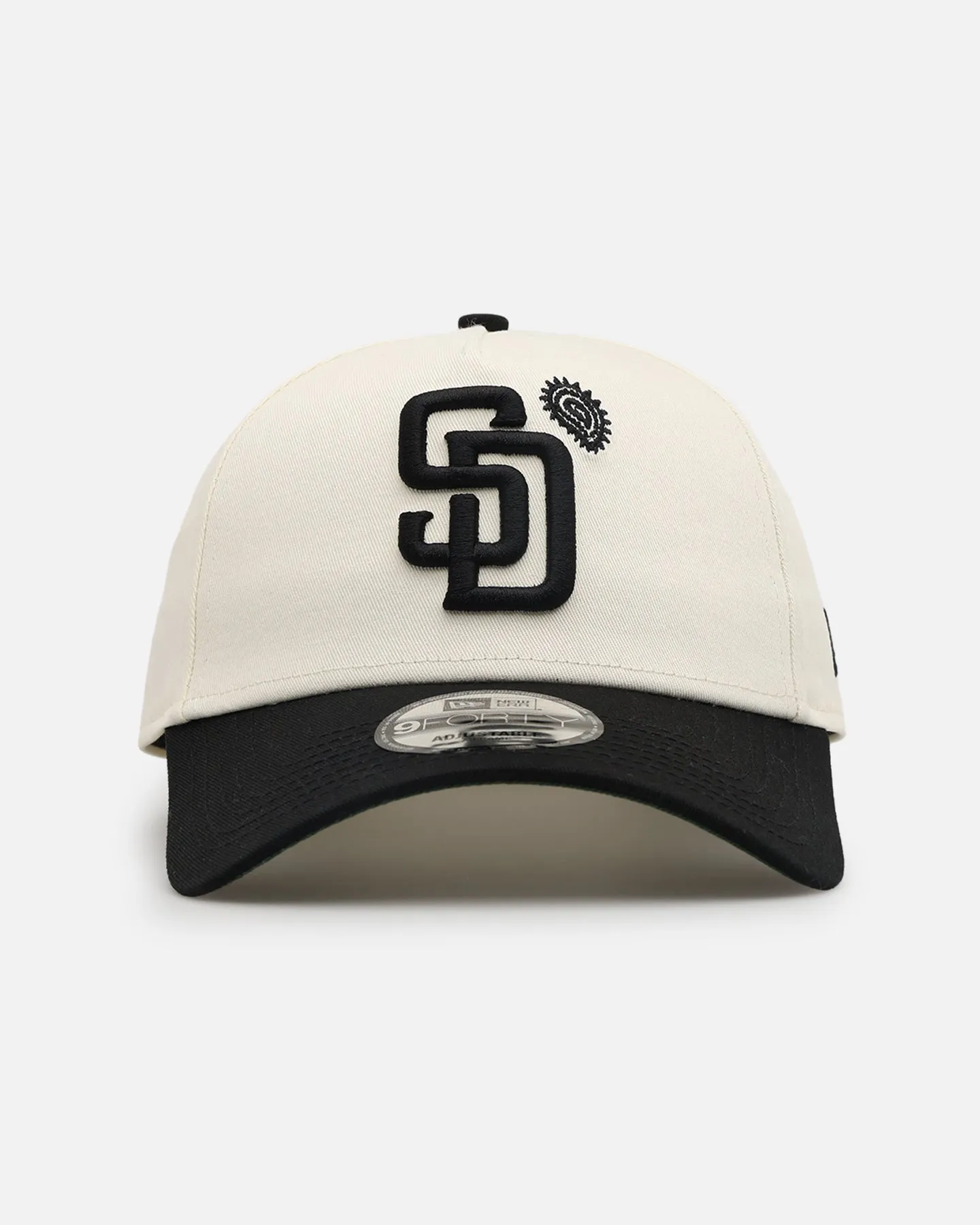 New Era San Diego Padres 'Paisley Hit' 9FORTY A-Frame Snapback Chrome White/Black sold by Culture Kings