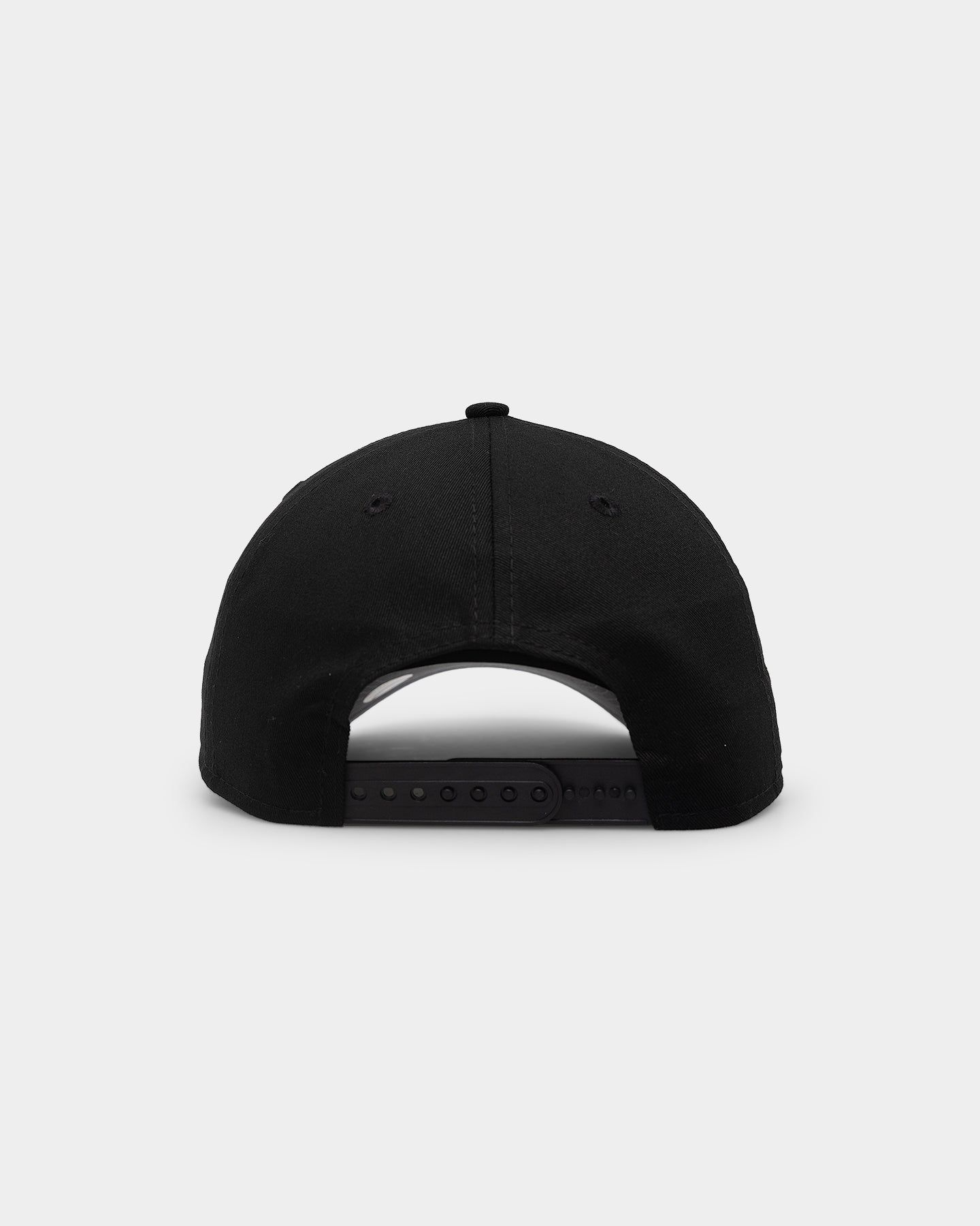 New Era Chicago White Sox 9FORTY A-Frame Snapback Black sold by Culture Kings product image thumbnail 2