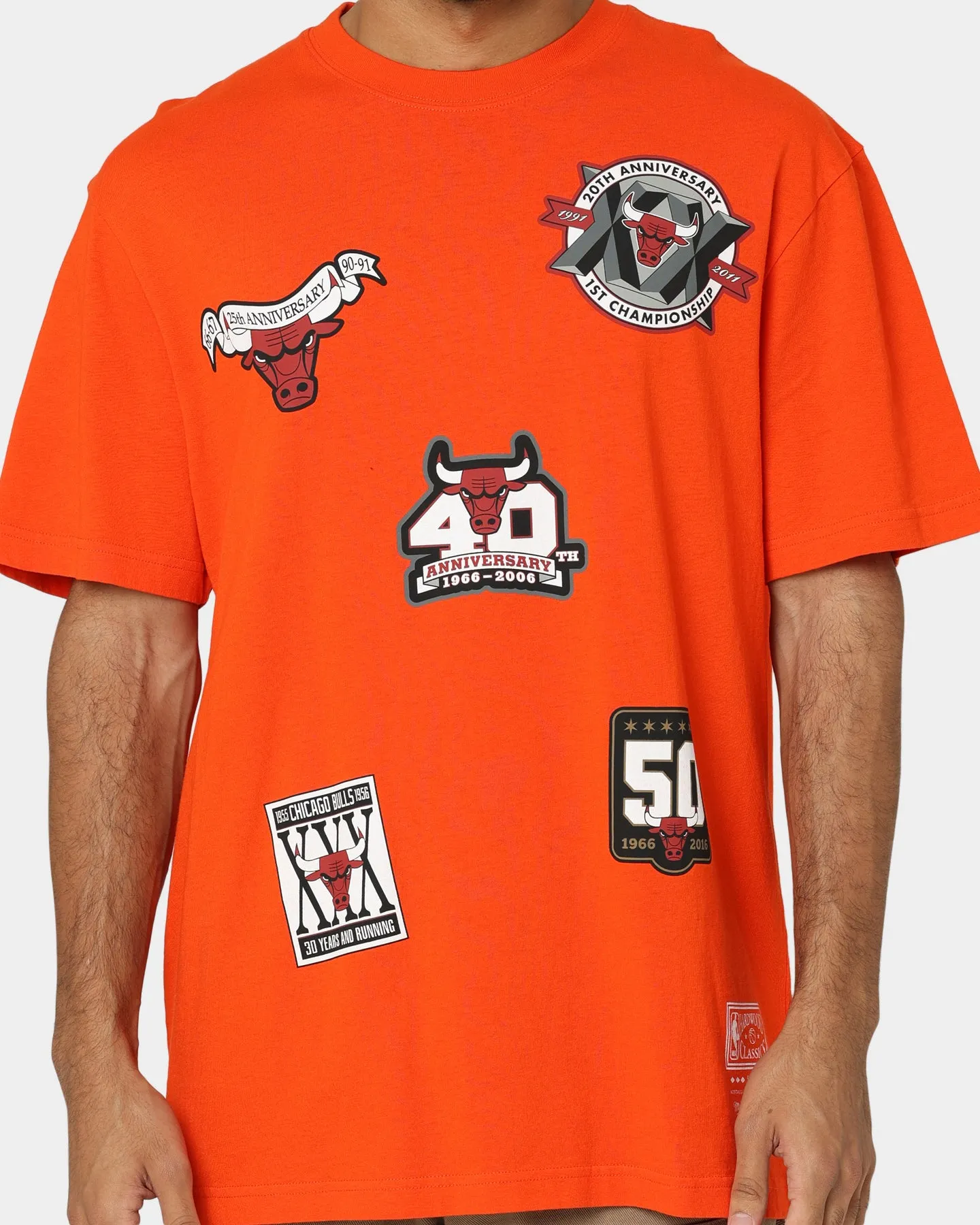 Mitchell & Ness Chicago Bulls Flight T-Shirt Faded Orange sold by Culture Kings product image thumbnail 3