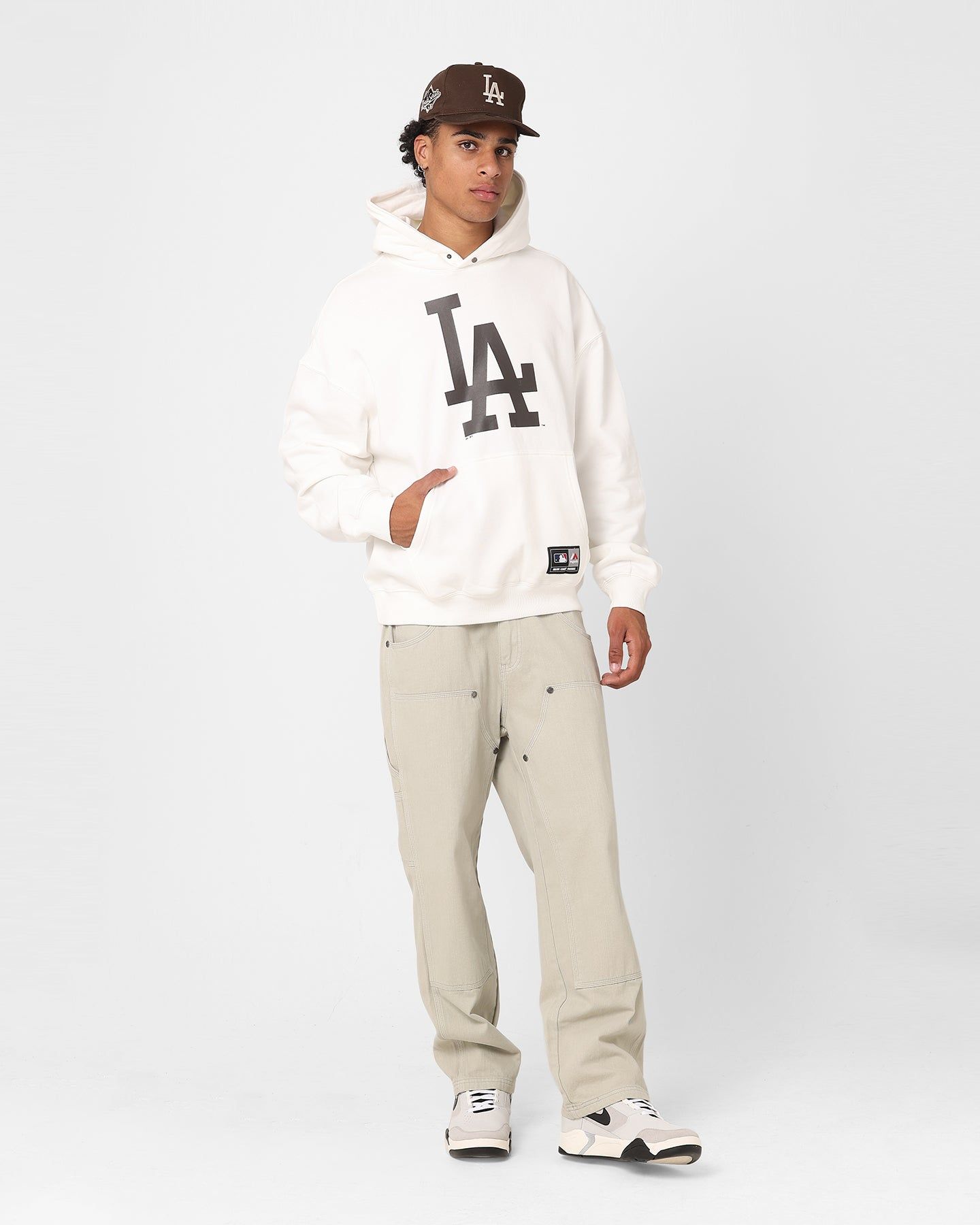 Majestic Athletic Los Angeles Dodgers Core Nick Hoodie Vintage White sold by Culture Kings product image thumbnail 2