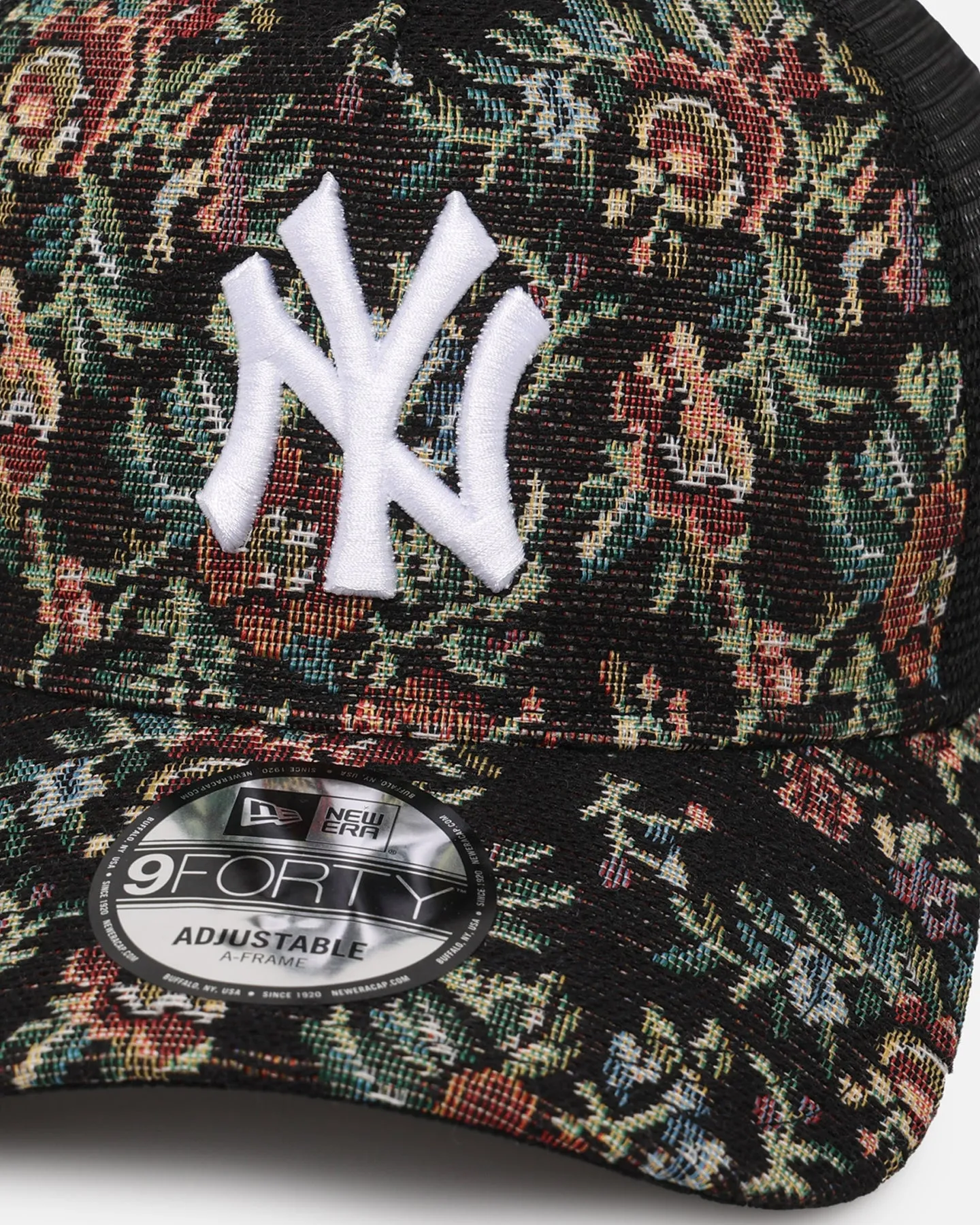 New Era New York Yankees 'Black Floral Tapestry' 9FORTY A-Frame Trucker Snapback Tapestry sold by Culture Kings product image thumbnail 2