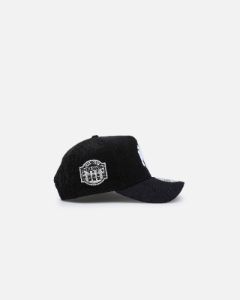 New Era New York Yankees '2-Tone Corduroy' 9FORTY A-Frame Snapback Black sold by Culture Kings