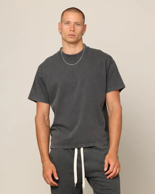 Carré Blanc T-Shirt Vintage Grey sold by Culture Kings