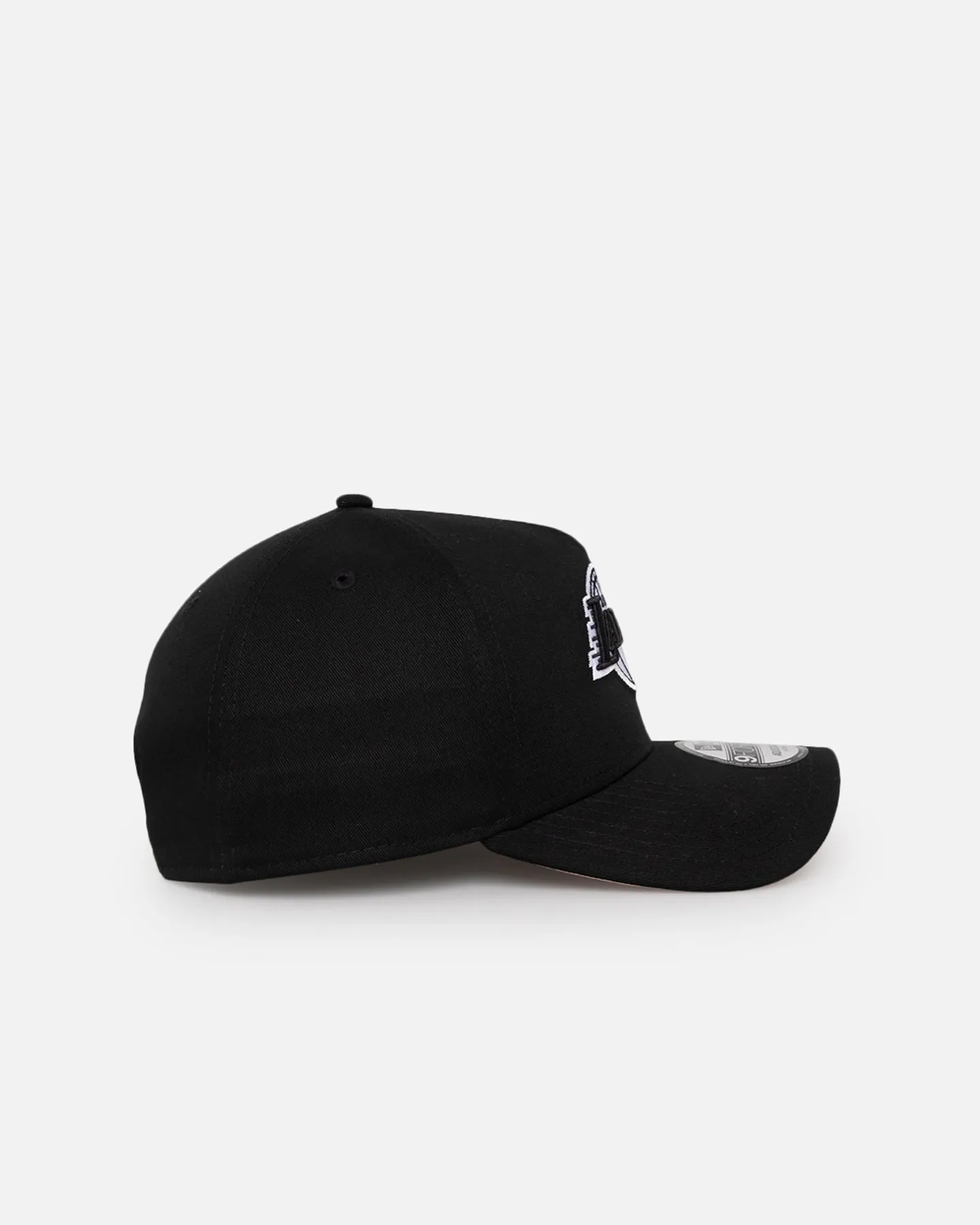 New Era Los Angeles Lakers 'Pink Satin Hearts' 9FORTY A-Frame Snapback Black/White sold by Culture Kings product image thumbnail 3
