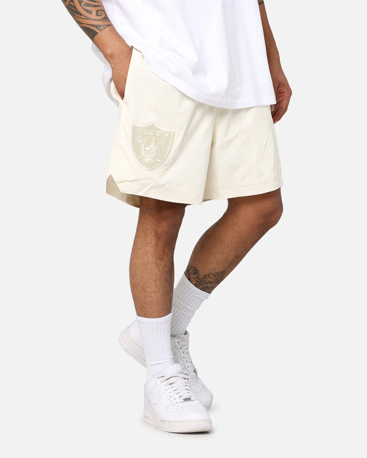 Pro Standard Las Vegas Raiders Neutral 2.0 Shorts Eggshell sold by Culture Kings product image thumbnail 5