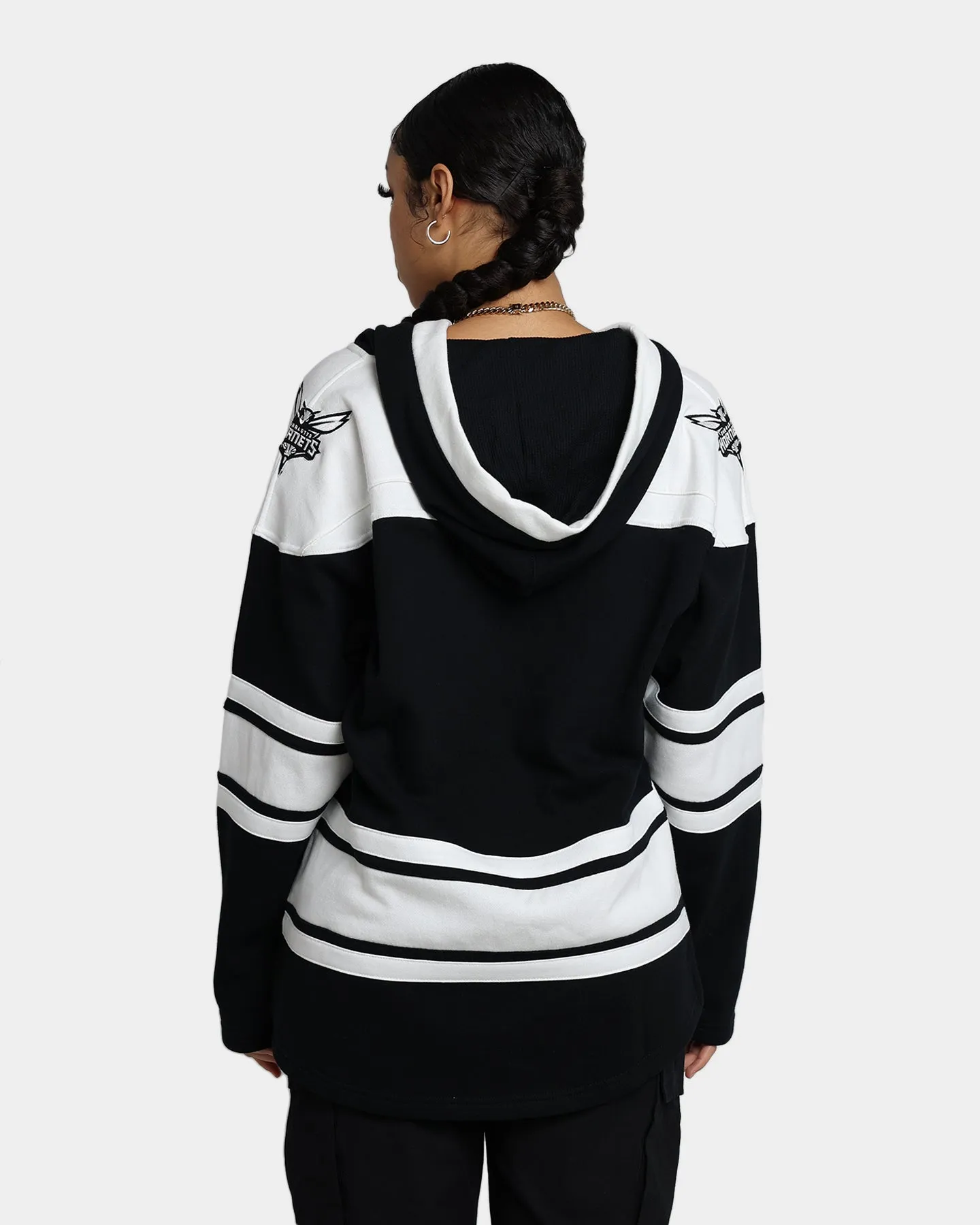 47 Brand Charlotte Hornets Superior Lacer Hoodie Jet Black sold by Culture Kings product image thumbnail 4