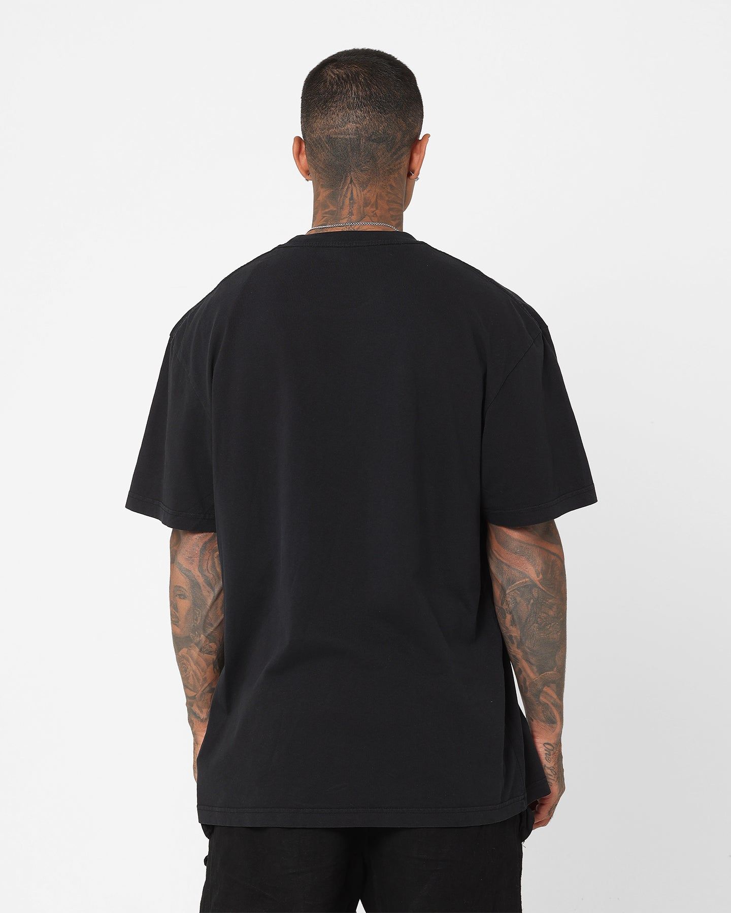 Mitchell & Ness Chicago Bulls Logo Lightning T-Shirt Black sold by Culture Kings product image thumbnail 4