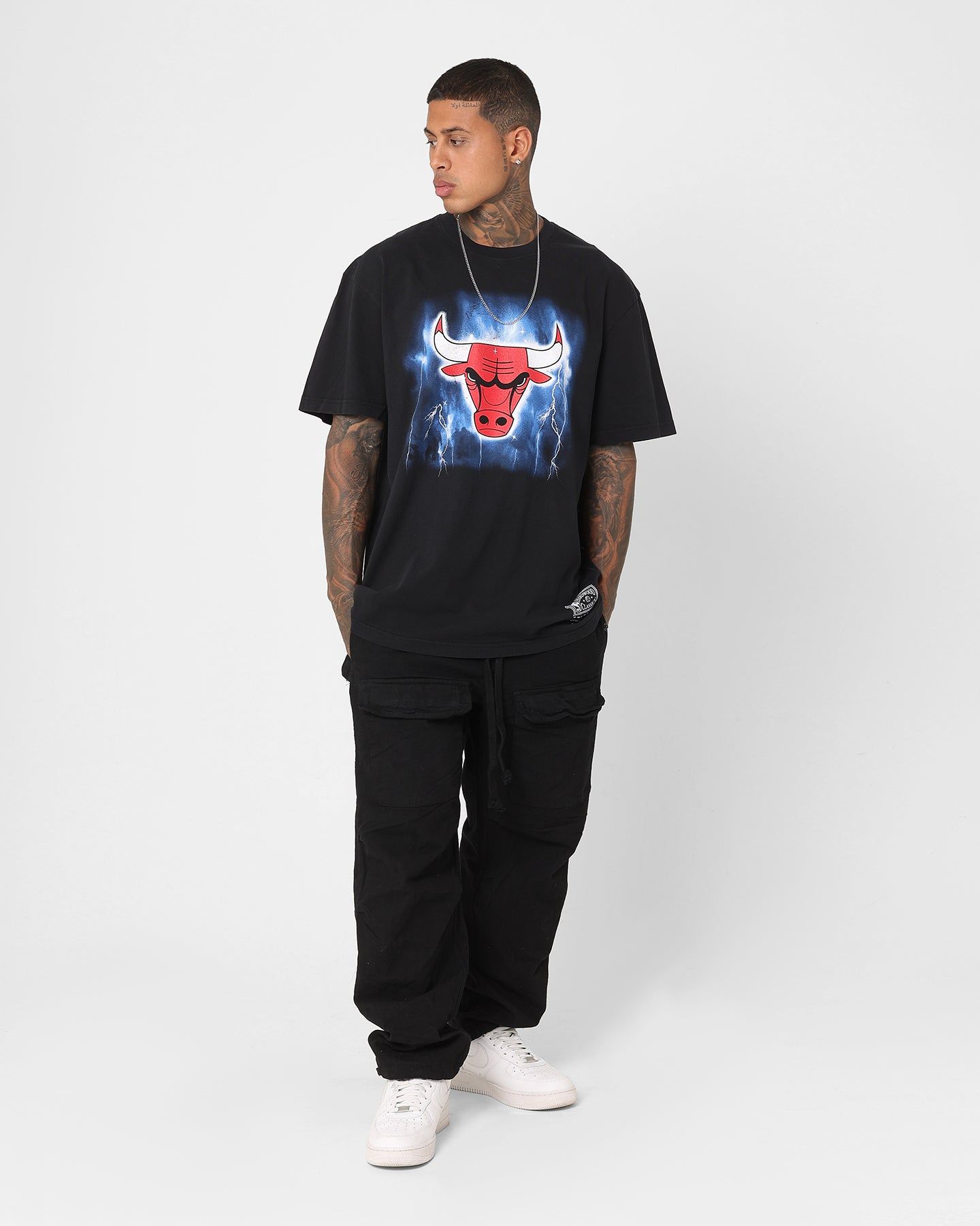 Mitchell & Ness Chicago Bulls Logo Lightning T-Shirt Black sold by Culture Kings product image thumbnail 2