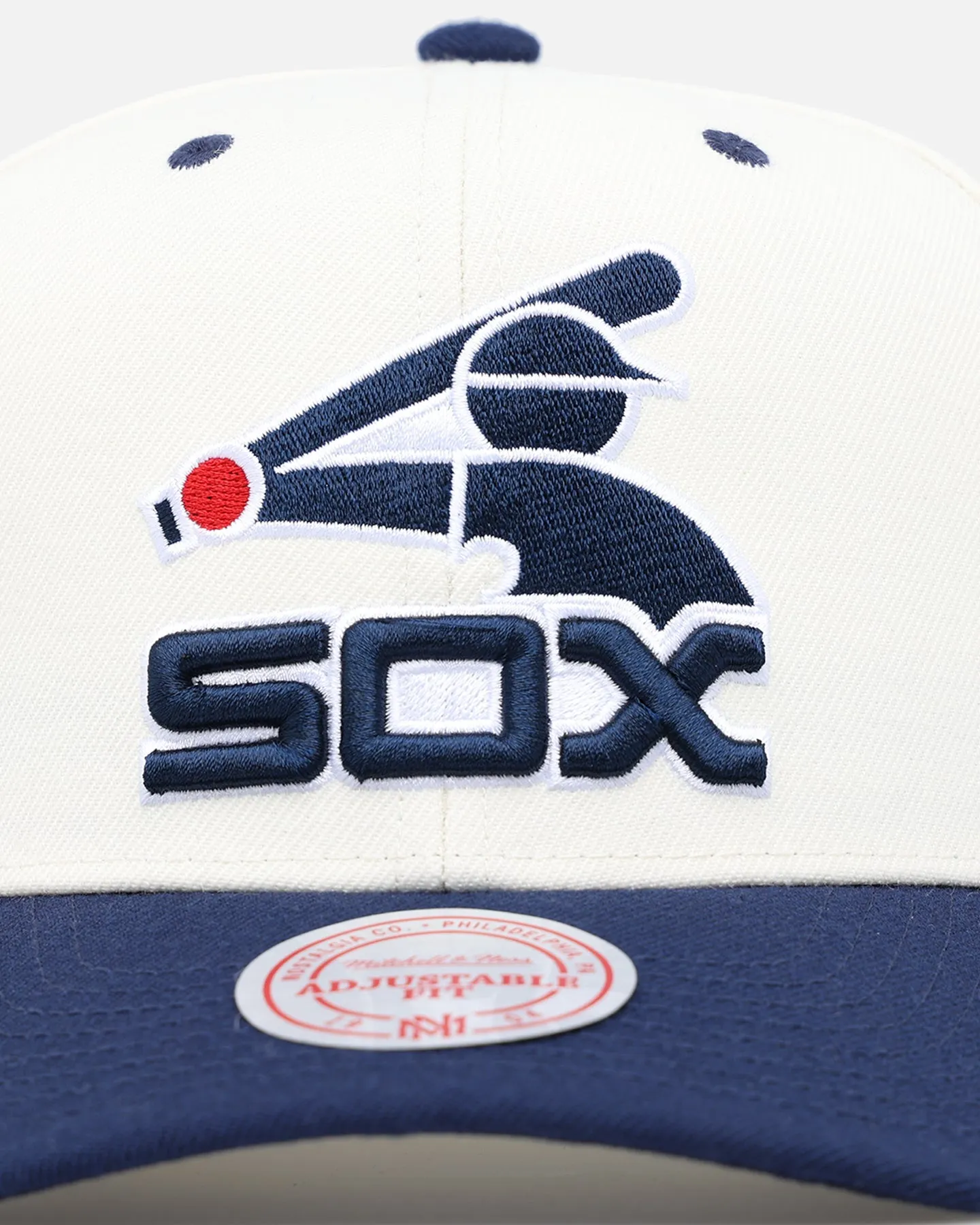 Mitchell & Ness Chicago White Sox Go Team Go Snapback White Cream/Black sold by Culture Kings product image thumbnail 5