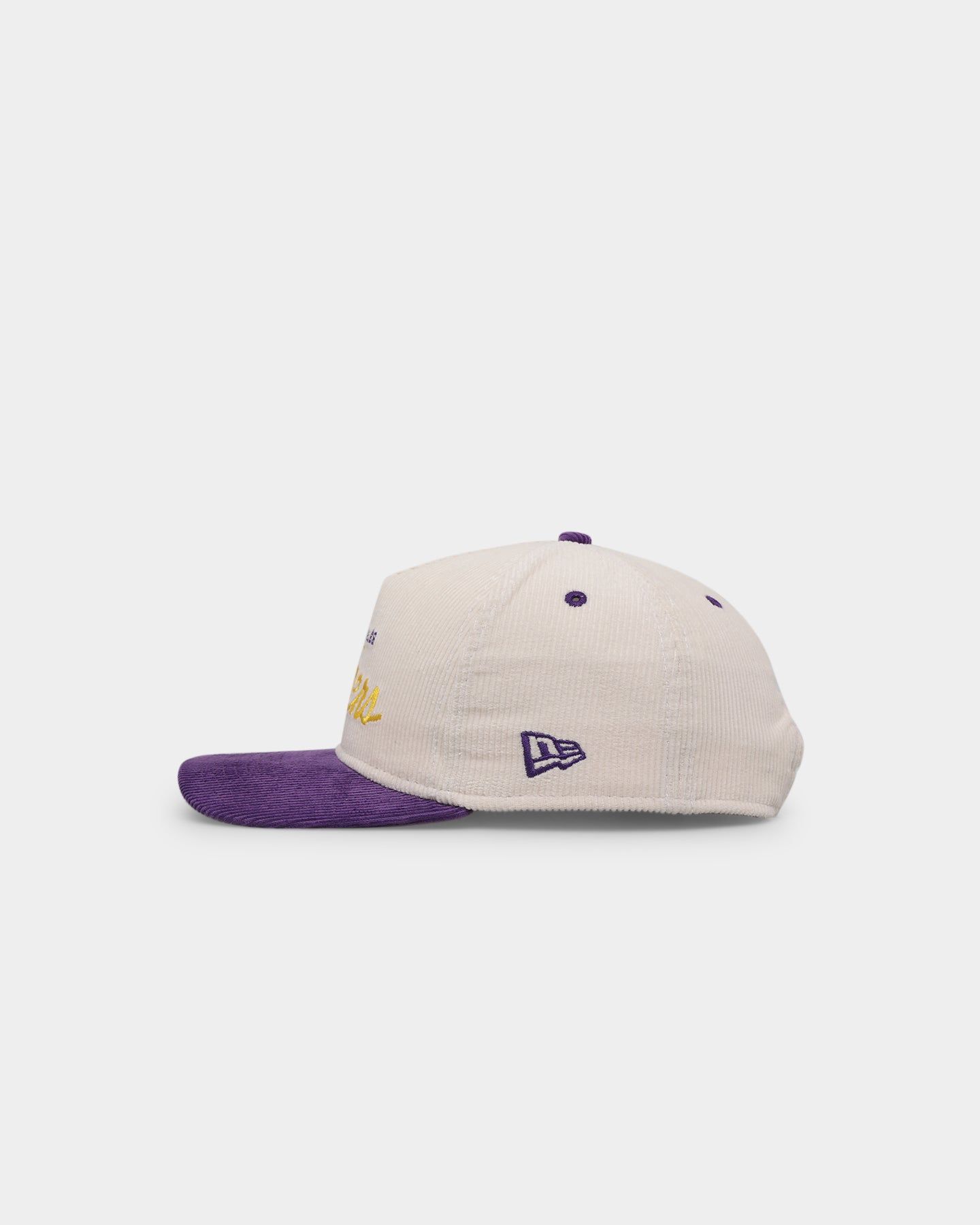 New Era Los Angeles Lakers 'Chrome Corduroy Throwback Script' Golfer Snapback Chrome White sold by Culture Kings product image thumbnail 4