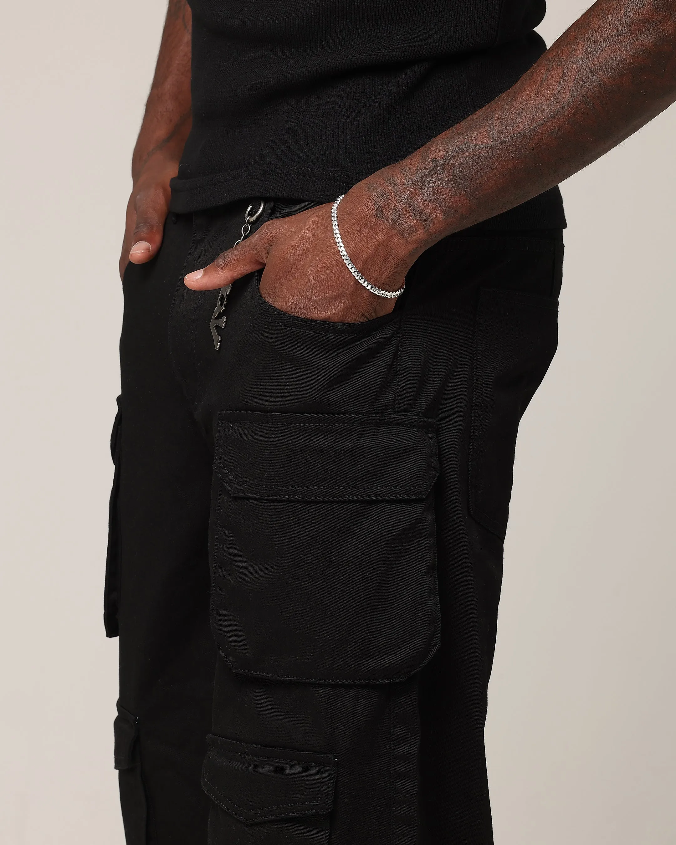 Saint Morta Baggy Cargo Pants Black sold by Culture Kings product image thumbnail 4