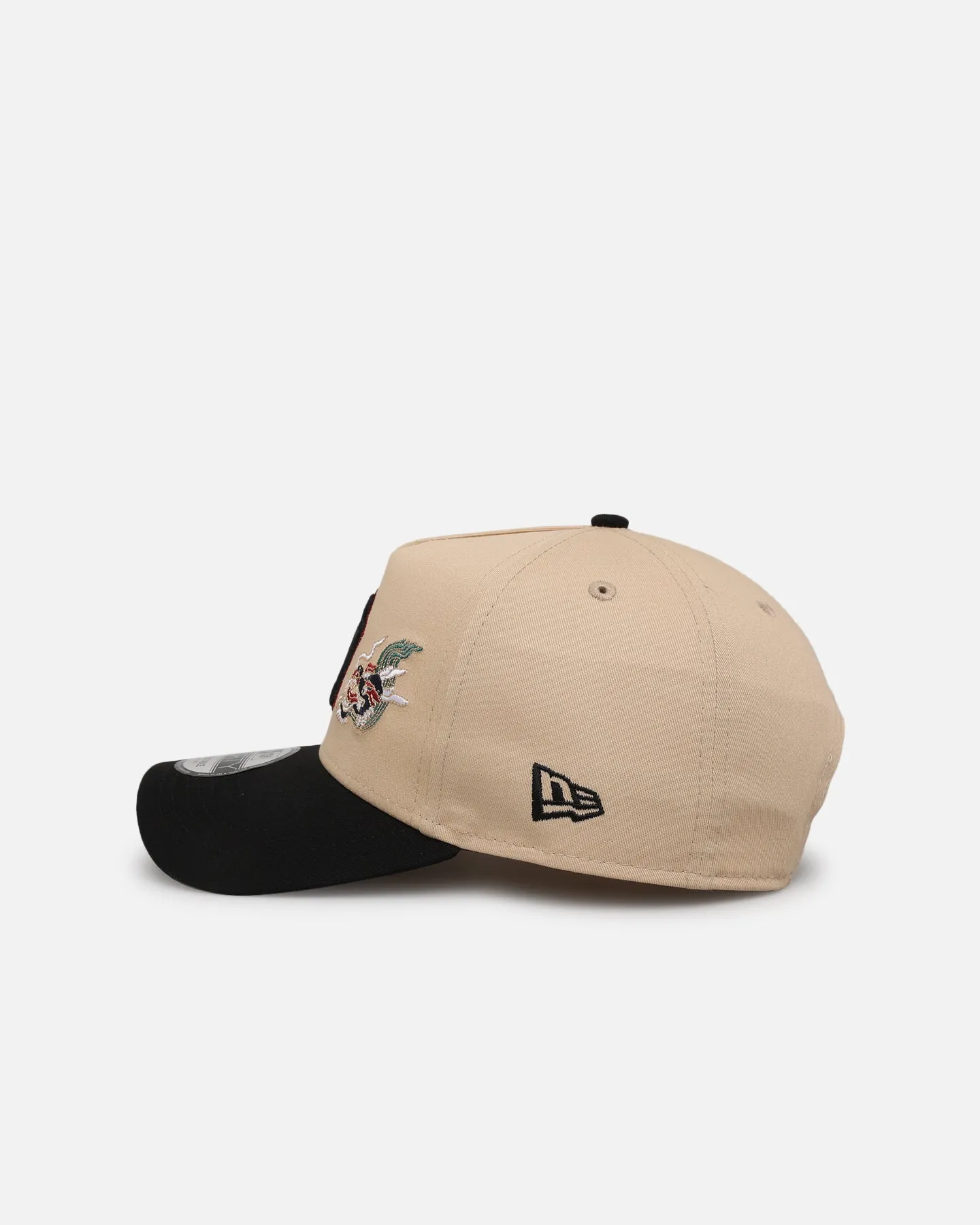 New Era New York Yankees 'Dragon Collection 2.0' 9FORTY A-Frame Snapback Black/Oak sold by Culture Kings product image thumbnail 4