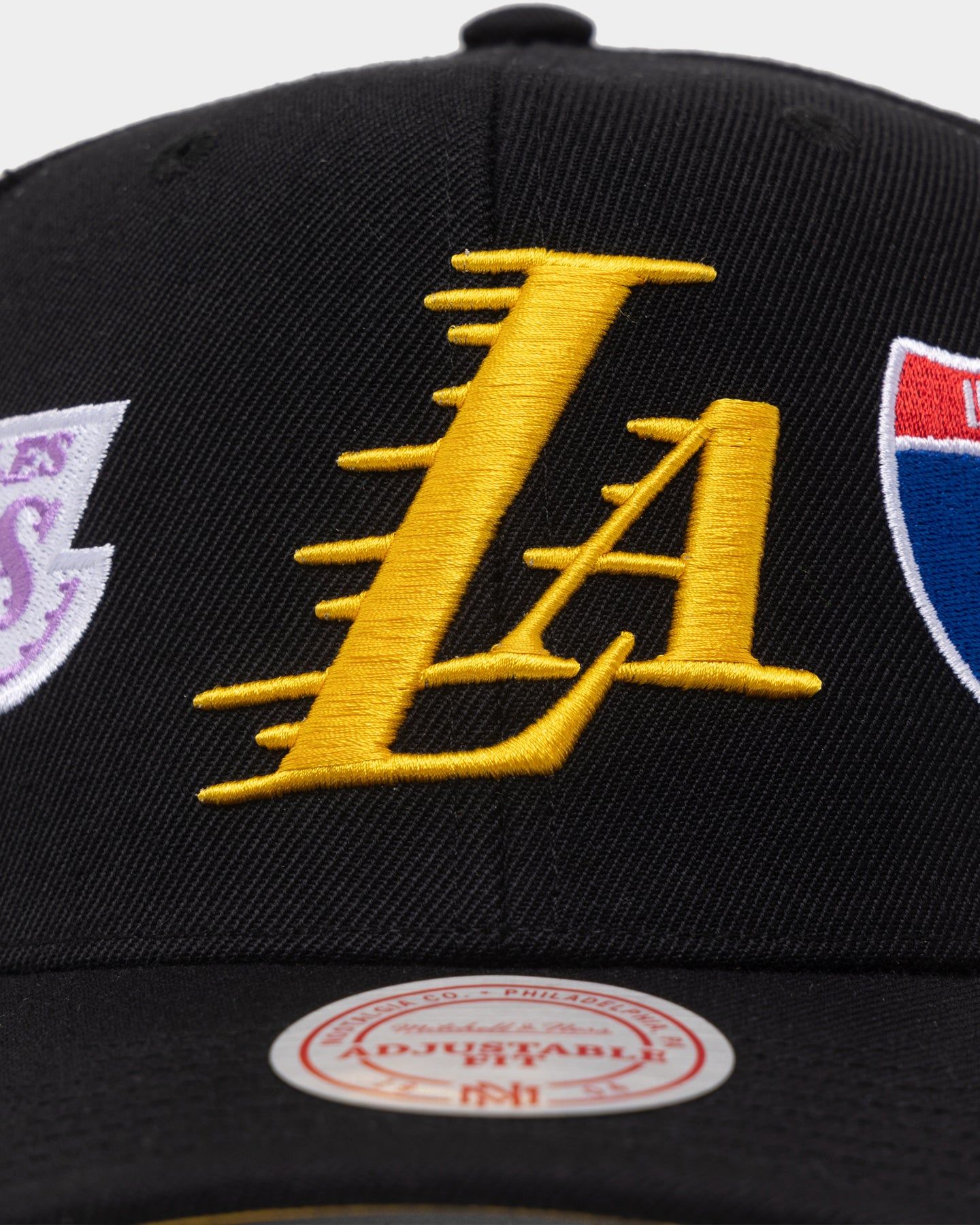 Mitchell & Ness Los Angeles Lakers 'Highway' Pro Crown Snapback Black sold by Culture Kings product image thumbnail 5
