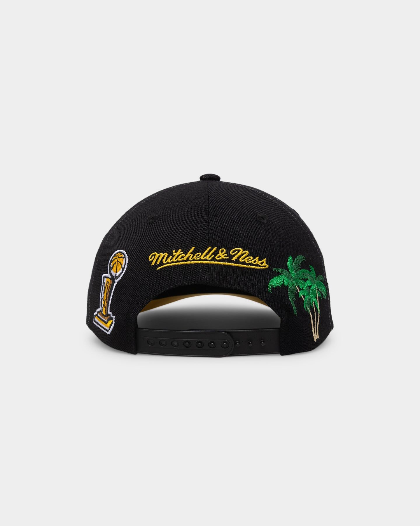 Mitchell & Ness Los Angeles Lakers 'Highway' Pro Crown Snapback Black sold by Culture Kings product image thumbnail 2