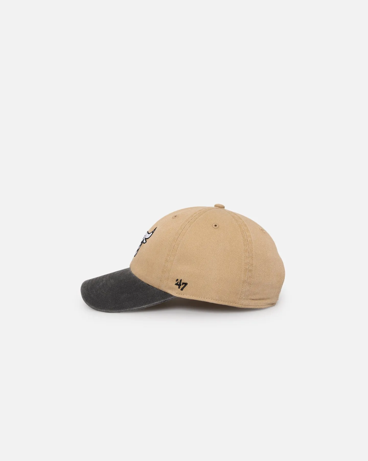 47 Brand Chicago Bulls 47 Clean Up Strapback Khaki sold by Culture Kings product image thumbnail 5