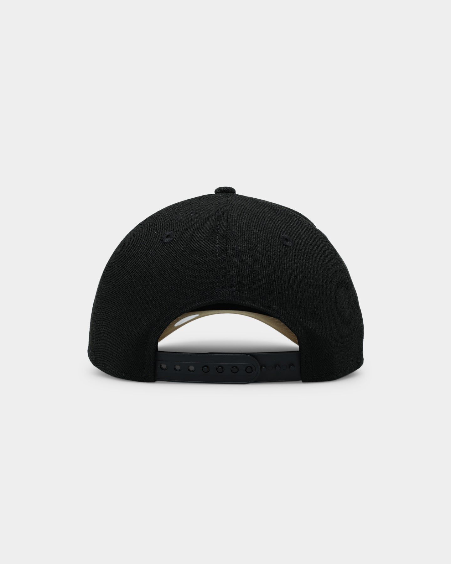 New Era New York Yankees 'Gold Links' 9FORTY A-Frame Snapback Black sold by Culture Kings product image thumbnail 2