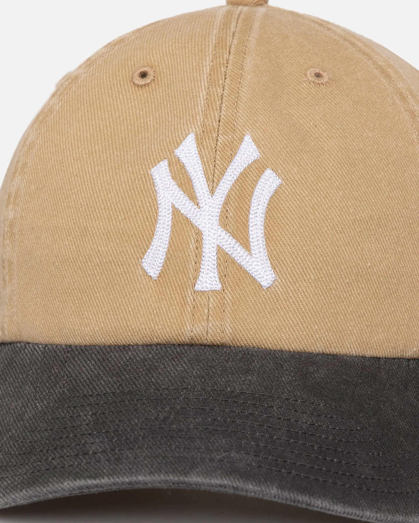47 Brand New York Yankees 'Apollo Chain' 47 Clean Up Strapback Khaki sold by Culture Kings product image thumbnail 2