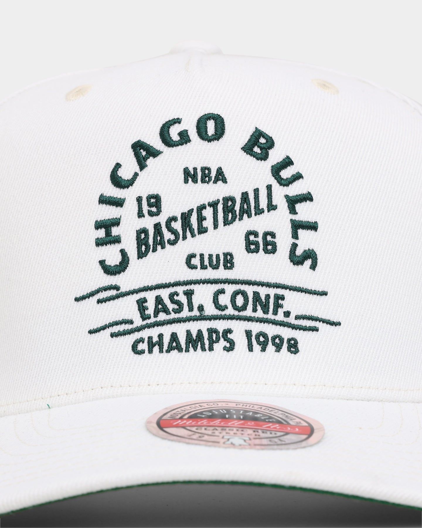 Mitchell & Ness Chicago Bulls State Of Mind Snapback Vintage White sold by Culture Kings product image thumbnail 5