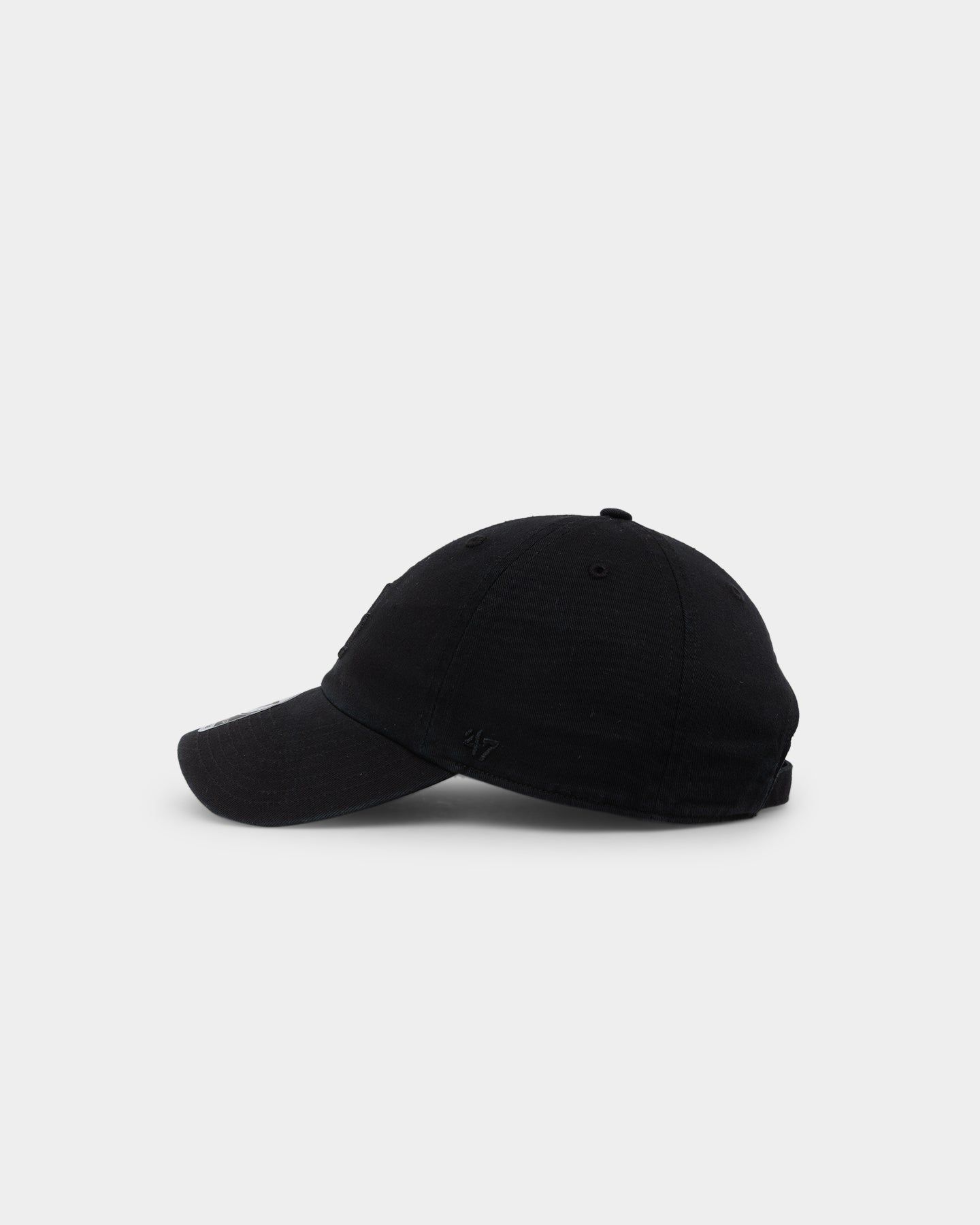 47 Brand Men's Los Angeles Dodgers Clean up Strapback Black/Black sold by Culture Kings product image thumbnail 4
