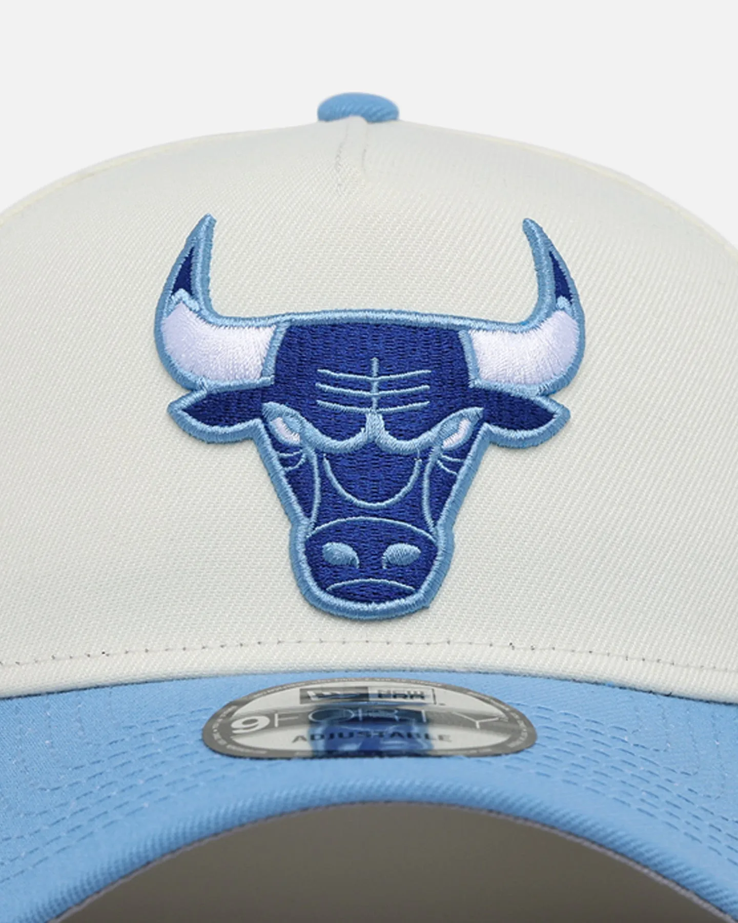New Era Chicago Bulls 'Polar Breeze' 9FORTY A-Frame Snapback Chrome Sky sold by Culture Kings product image thumbnail 5