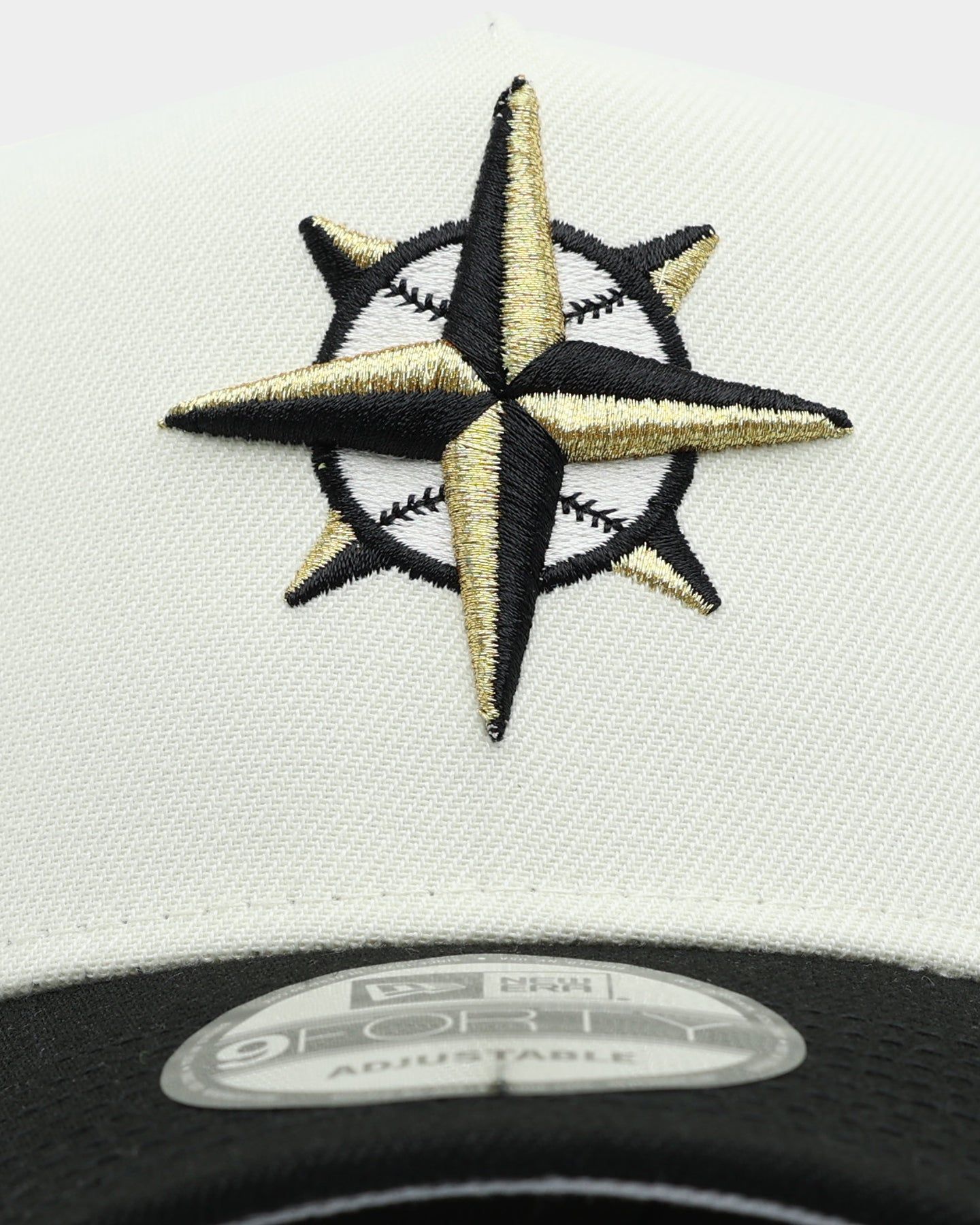 New Era Seattle Mariners 'White Gold' 9FORTY A-Frame Snapback Chrome/Black sold by Culture Kings product image thumbnail 5