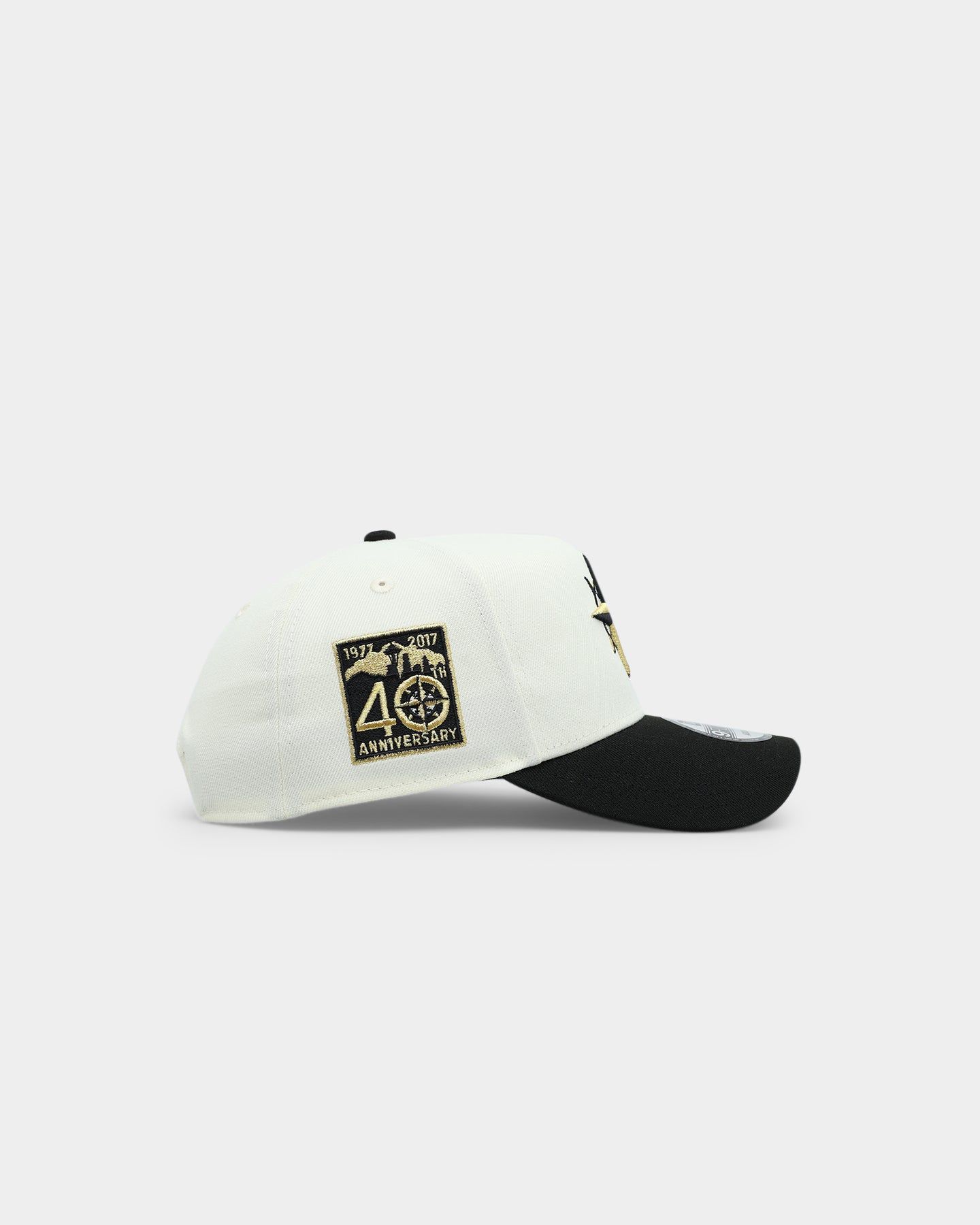 New Era Seattle Mariners 'White Gold' 9FORTY A-Frame Snapback Chrome/Black sold by Culture Kings product image thumbnail 3