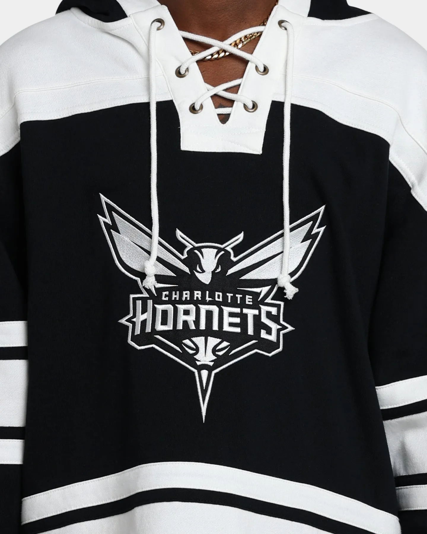 47 Brand Charlotte Hornets Superior Lacer Hoodie Jet Black sold by Culture Kings product image thumbnail 3