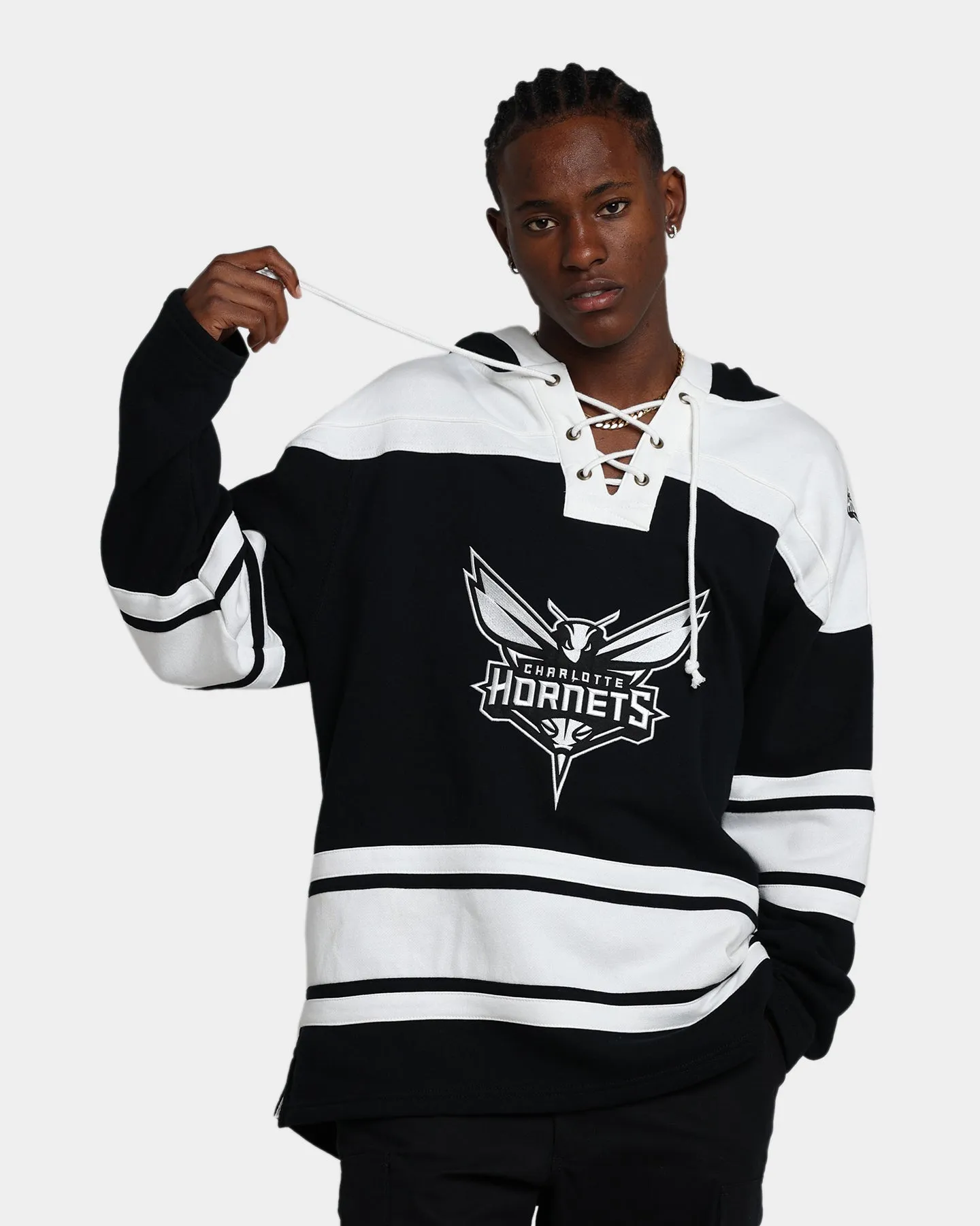 47 Brand Charlotte Hornets Superior Lacer Hoodie Jet Black sold by Culture Kings