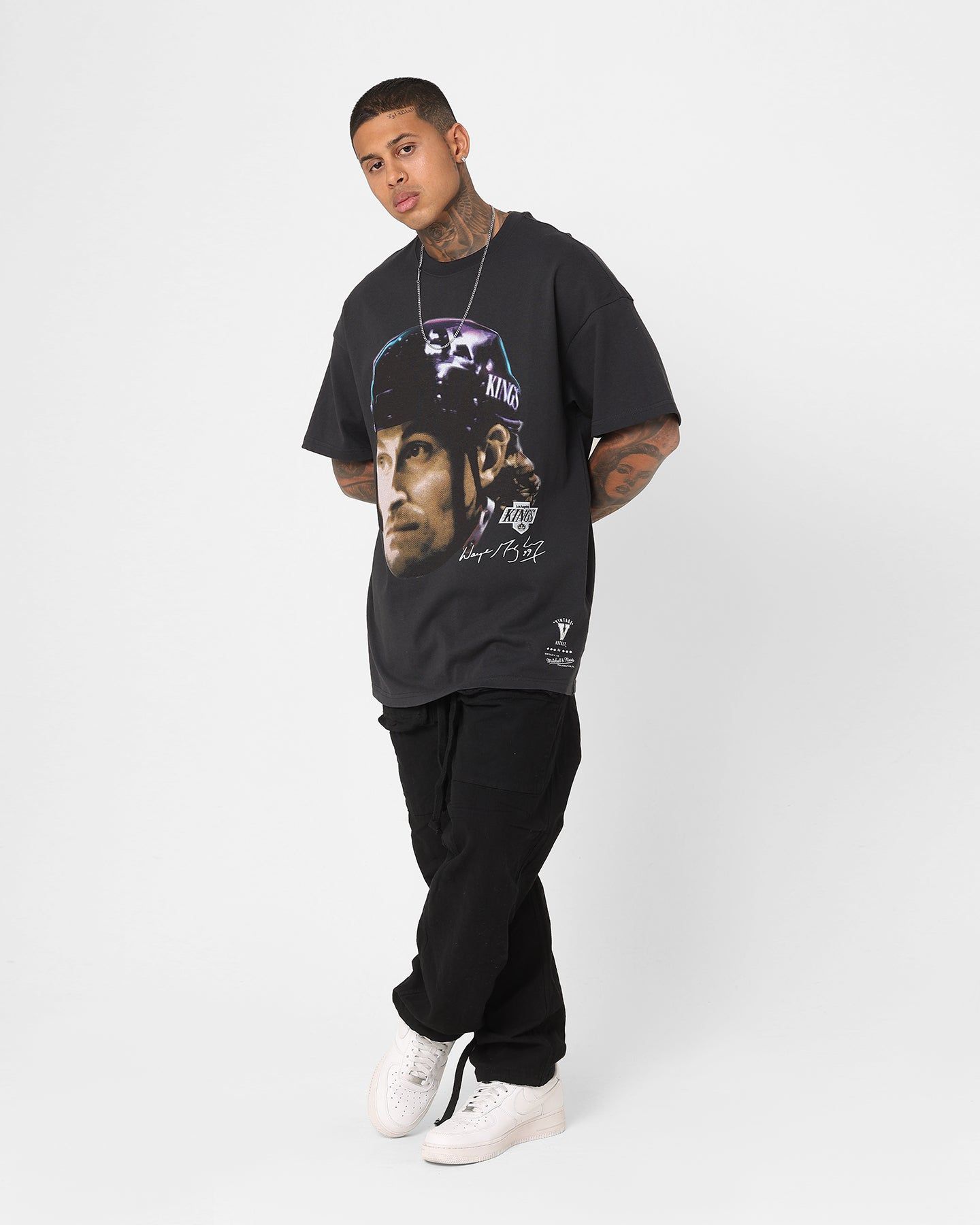 Mitchell & Ness Los Angeles Kings Wayne Gretzky Face T-Shirt Faded Black sold by Culture Kings product image thumbnail 2