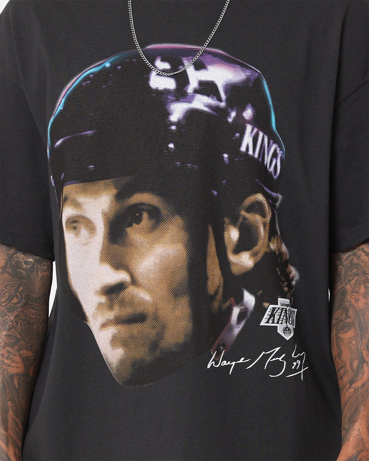 Mitchell & Ness Los Angeles Kings Wayne Gretzky Face T-Shirt Faded Black sold by Culture Kings product image thumbnail 3