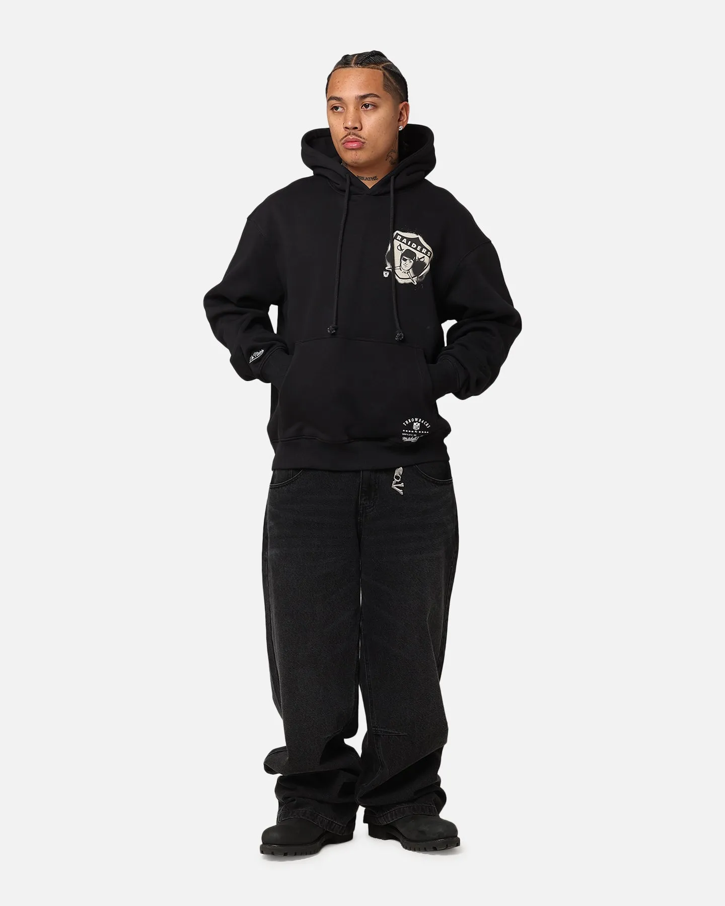 Mitchell & Ness Oakland Raiders Champs Graffiti Hoodie Faded Black sold by Culture Kings product image thumbnail 4