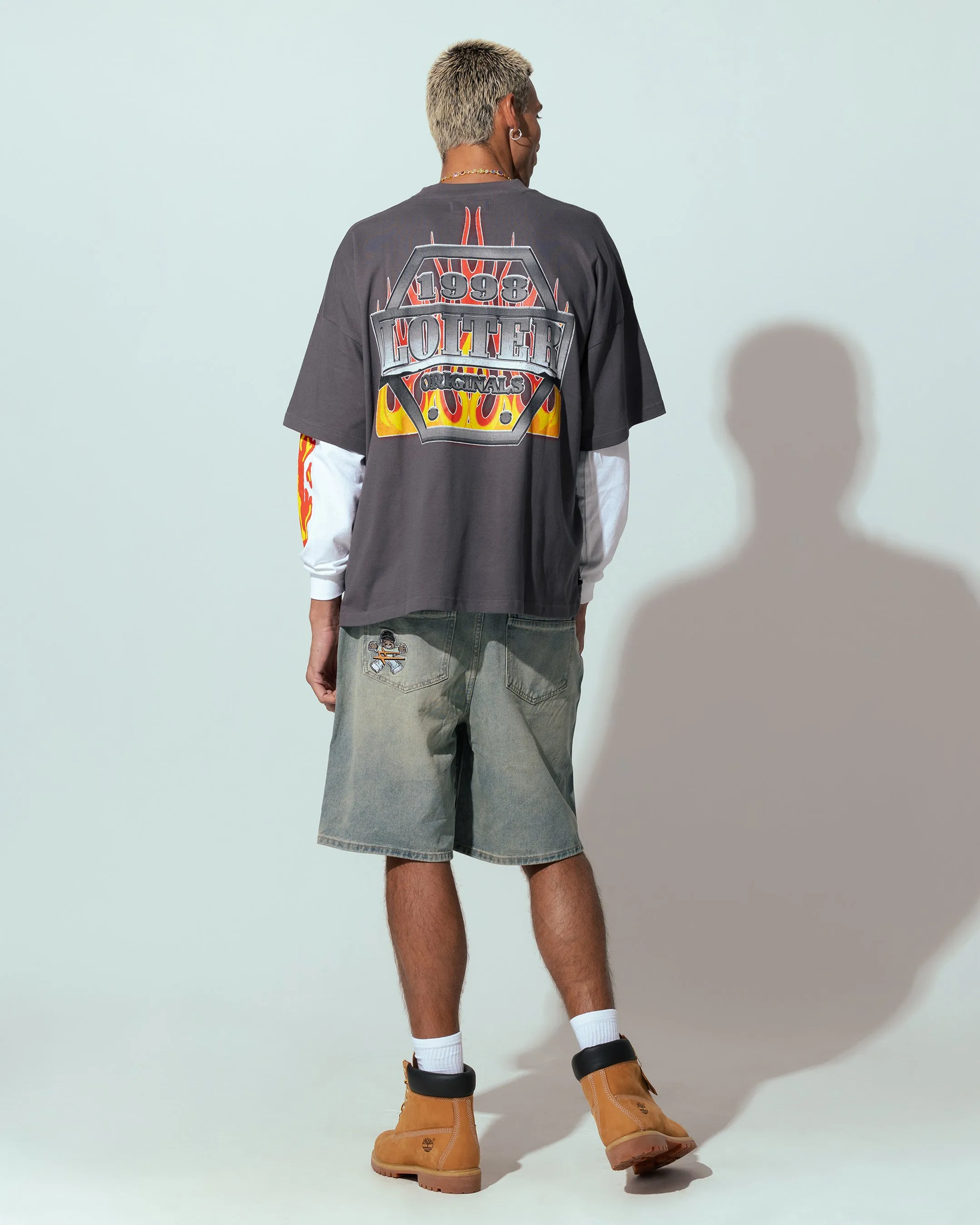 Loiter Motor Box T-Shirt Charcoal sold by Culture Kings product image thumbnail 3