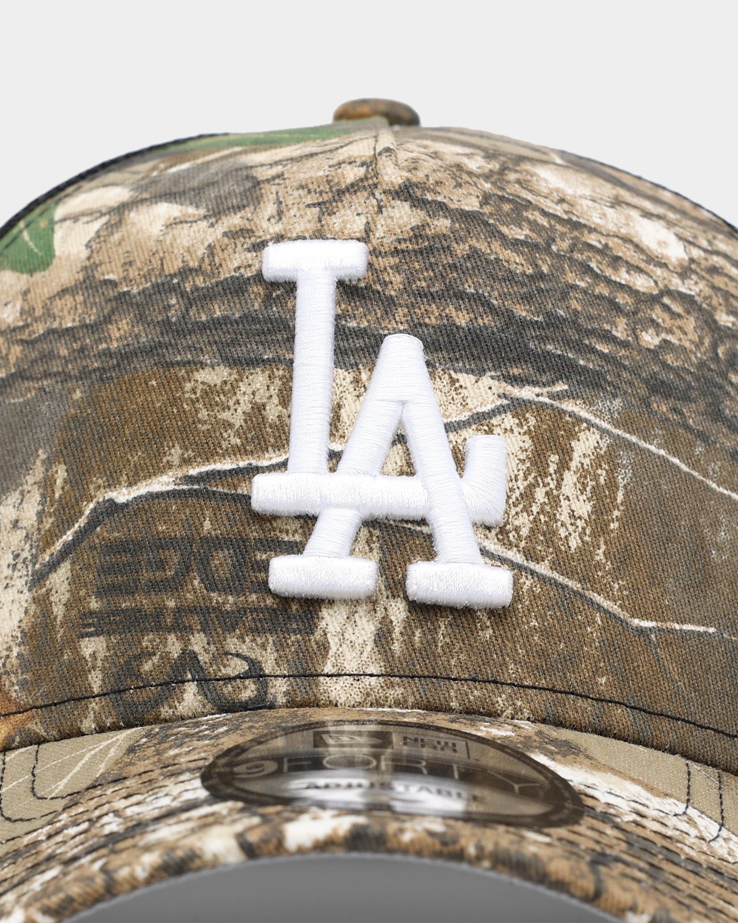 New Era Los Angeles Dodgers 'Realtree Edge' 9FORTY A-Frame Snapback Trucker Realtree Edge sold by Culture Kings product image thumbnail 5